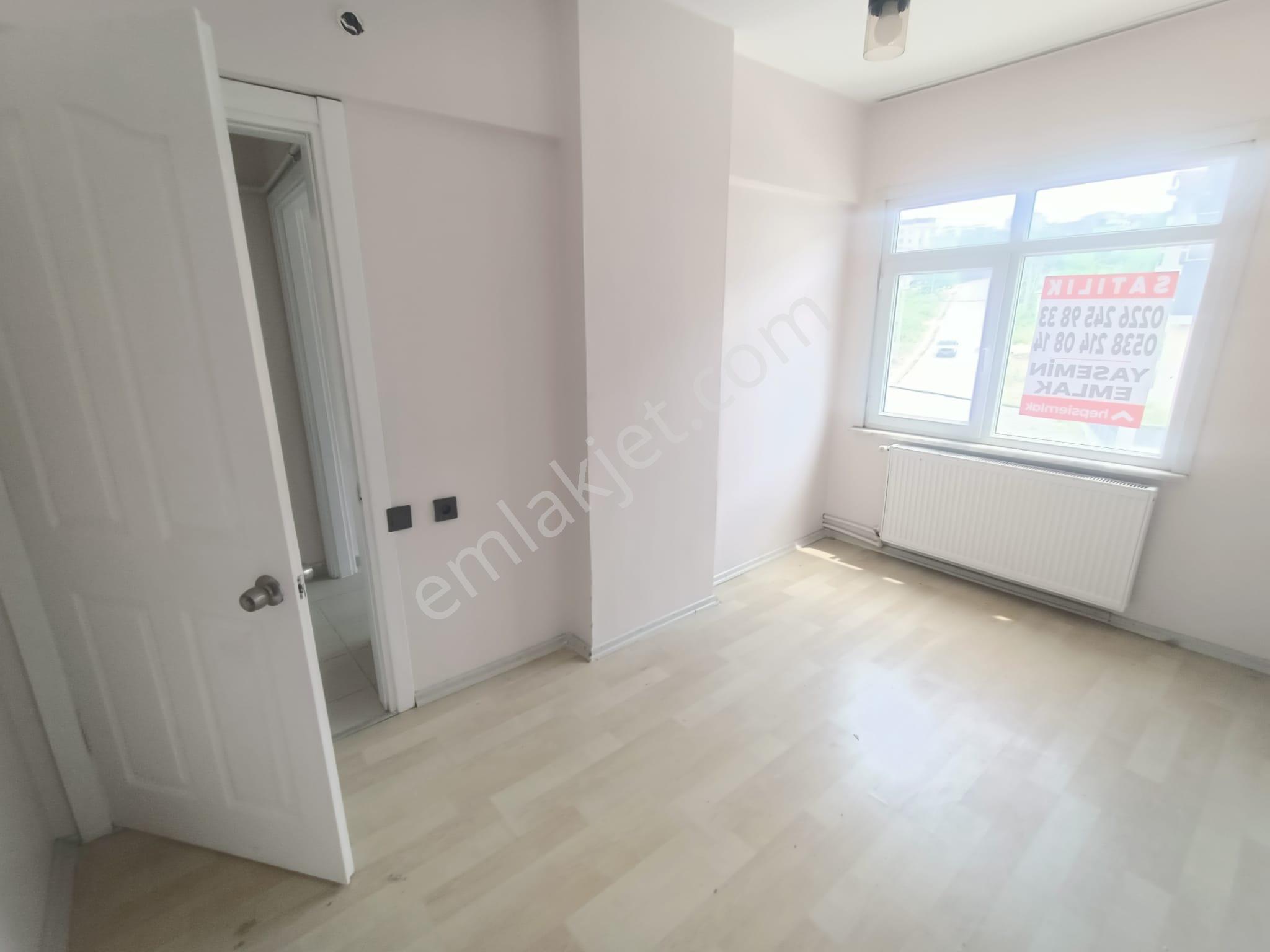 Yasemın Emlaktan Koru Cumhuriyet Mah.gökgöl Özenler Kopuz Sitesi 3 Kat 2+1 Daire - Görsel 13