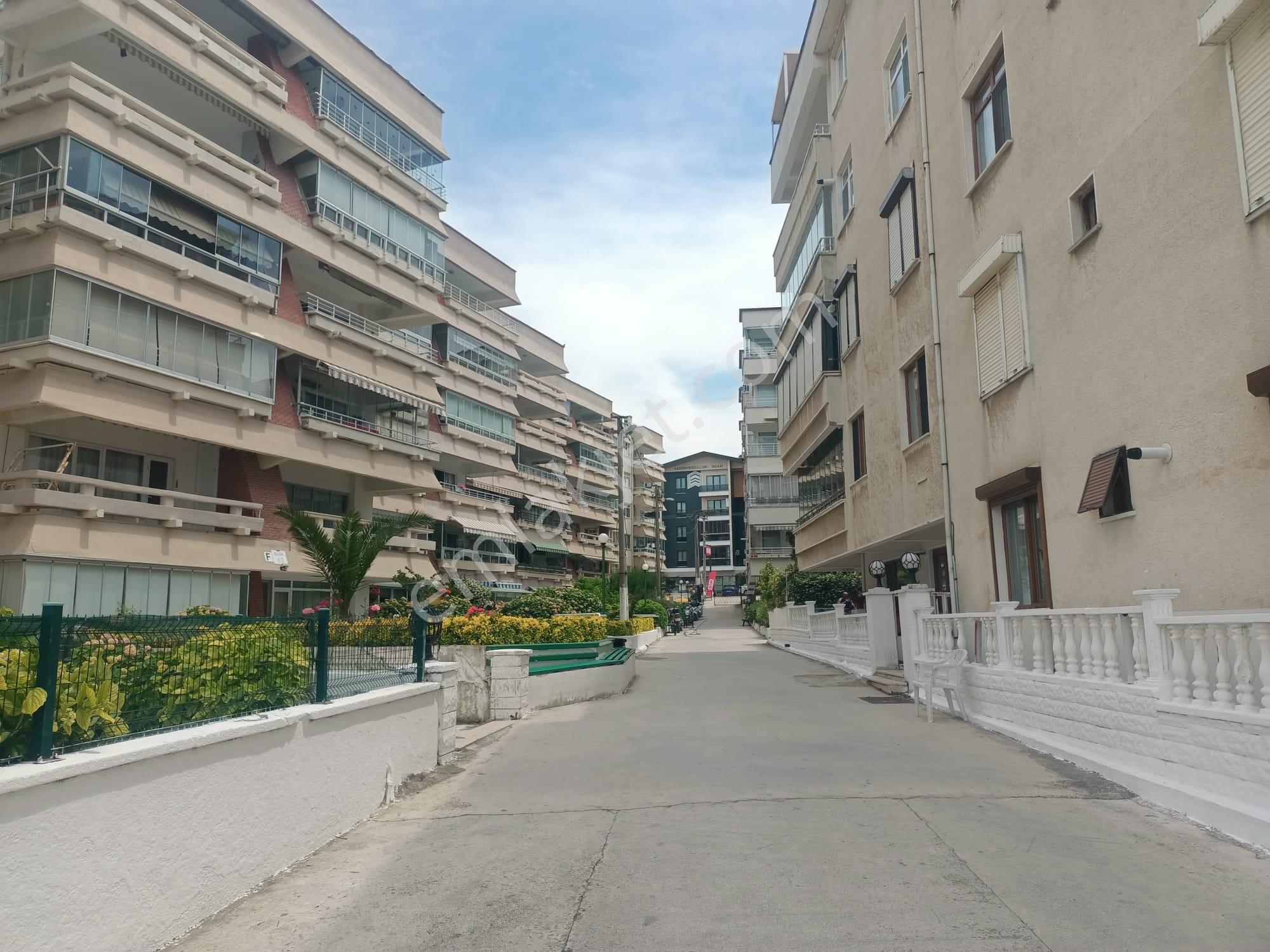 Yasemın Emlaktan Koru Cumhuriyet Mah.gökgöl Özenler Kopuz Sitesi 3 Kat 2+1 Daire - Görsel 20