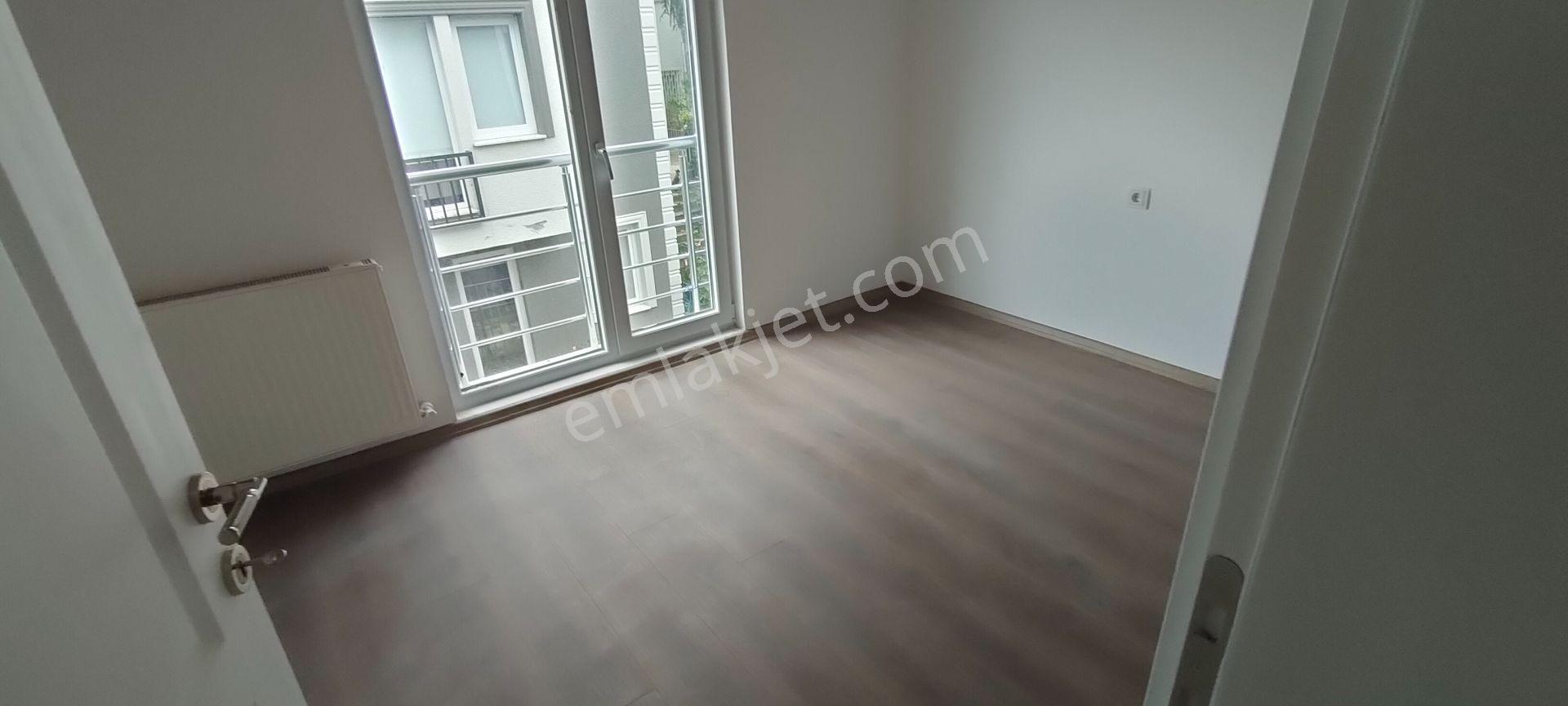Atakent Villarında Satılık Sıfır Yapım Müstakil Villa - Görsel 33