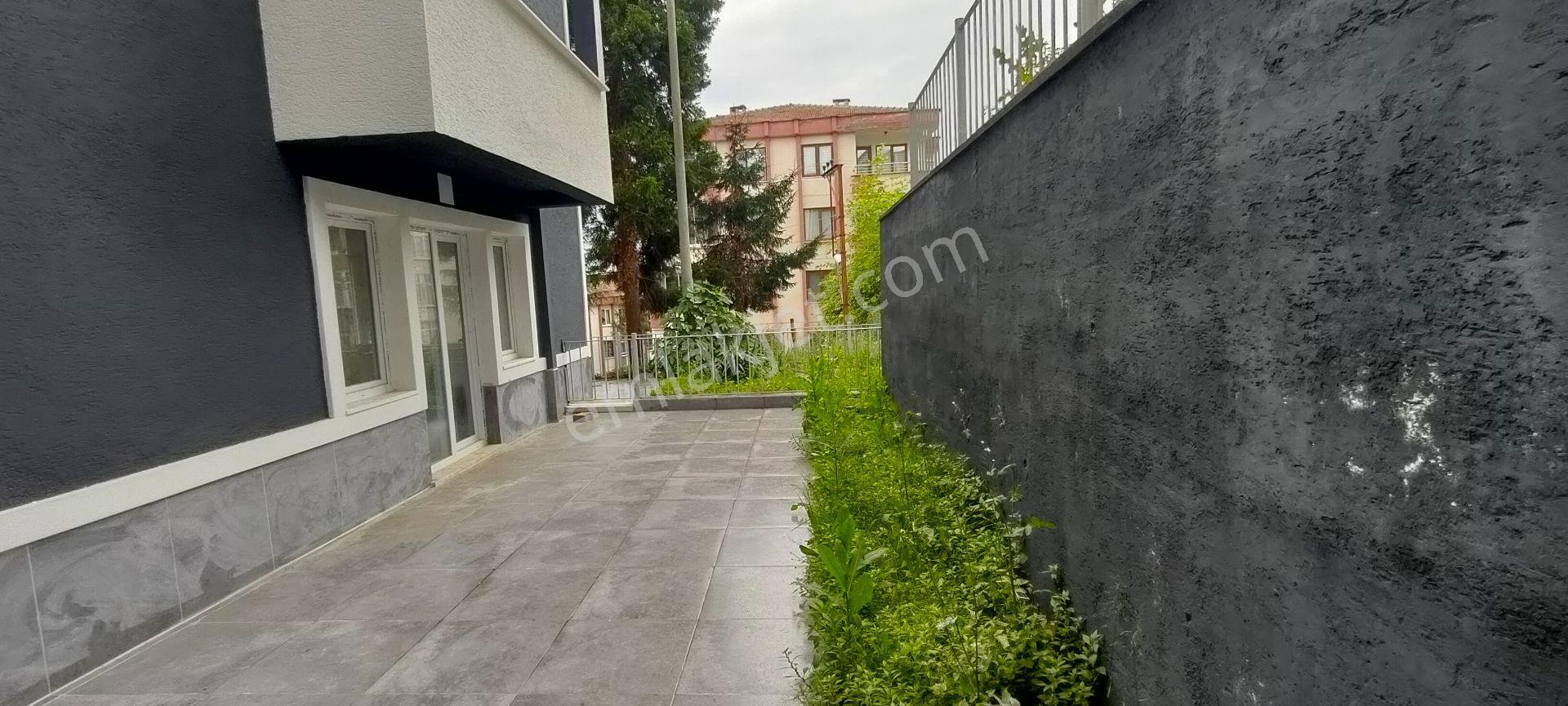 Atakent Villarında Satılık Sıfır Yapım Müstakil Villa - Görsel 23