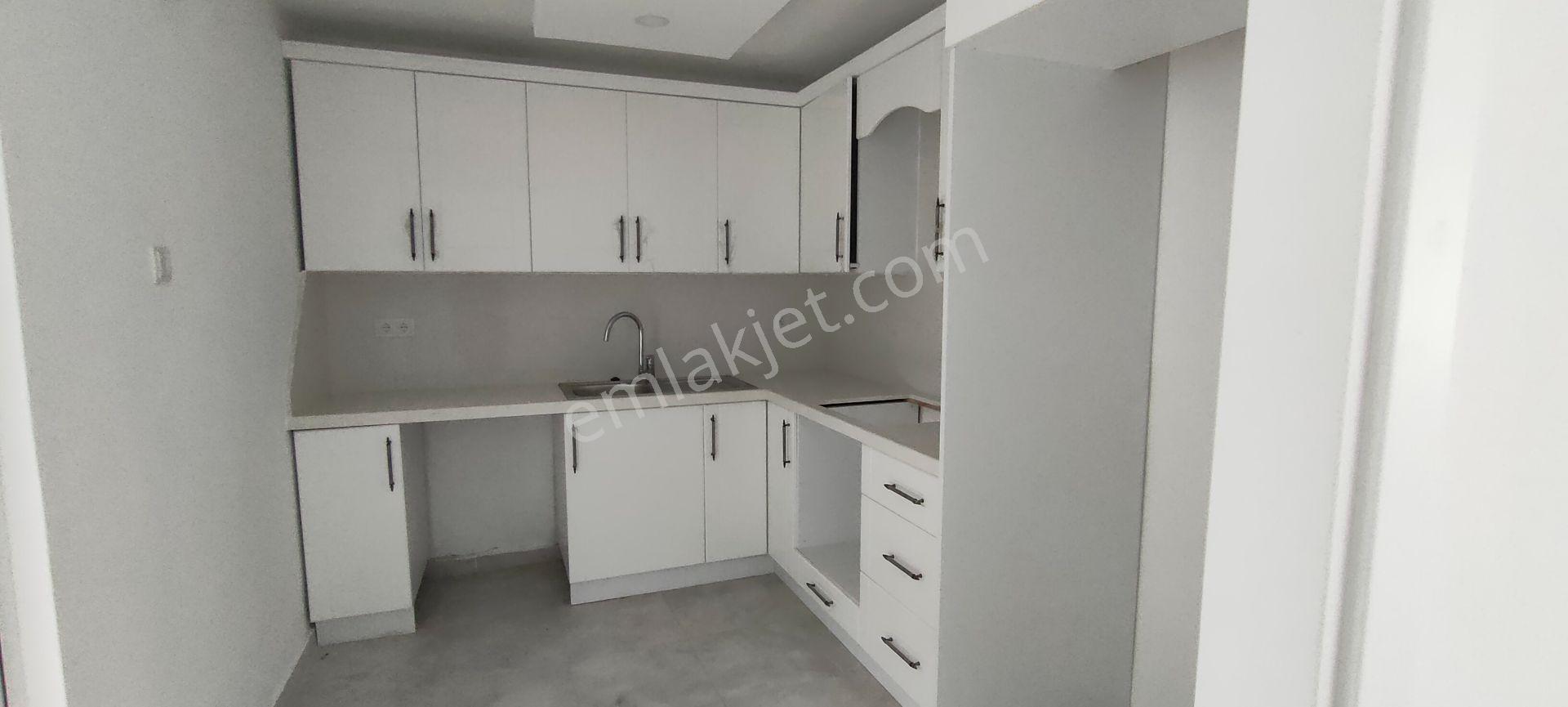 Atakent Villarında Satılık Sıfır Yapım Müstakil Villa - Görsel 17