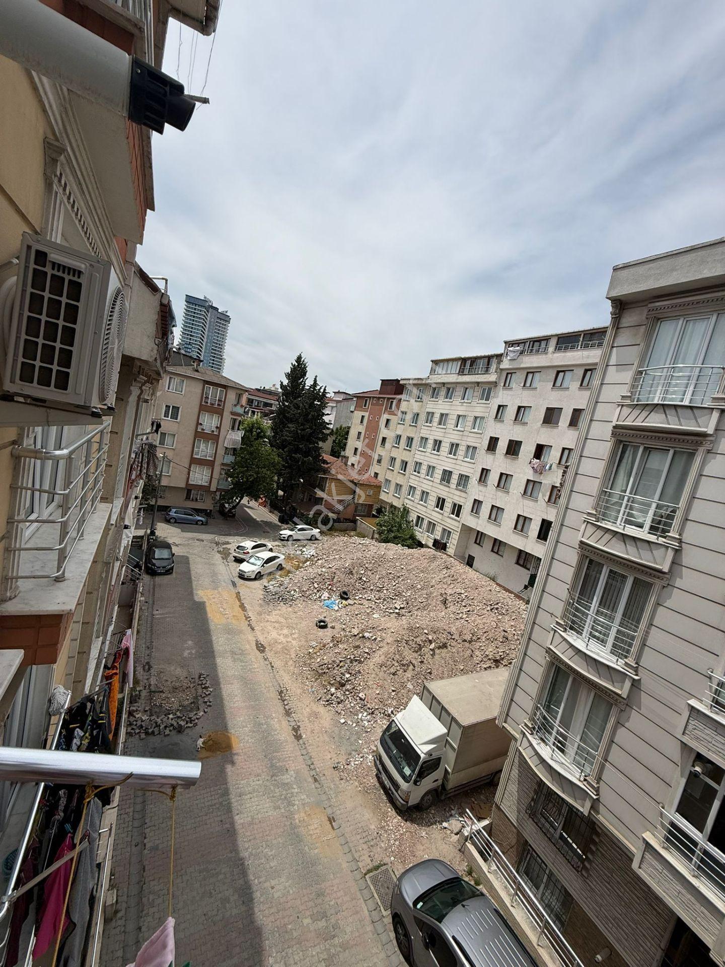 Cerrahpaşa Emlaktan Turgut Özal Caddesinde 2+1 Kiralık Daire - Görsel 9
