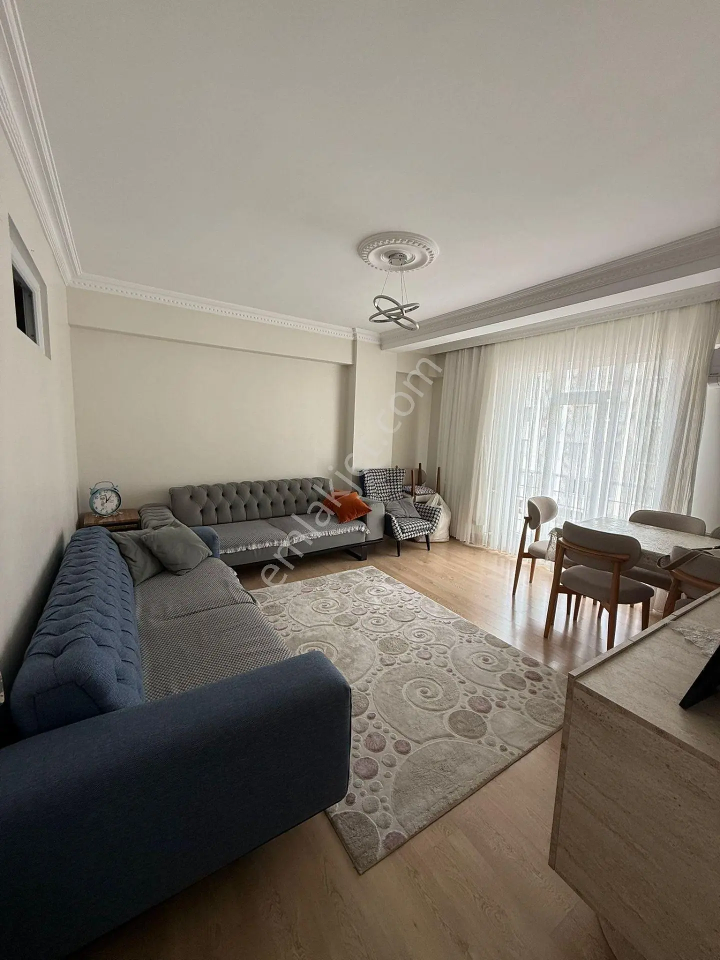Cerrahpaşa Emlaktan Turgut Özal Caddesinde 2+1 Kiralık Daire - Görsel 6