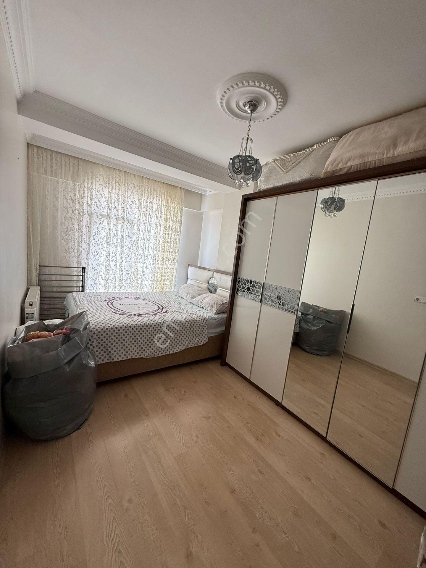 Cerrahpaşa Emlaktan Turgut Özal Caddesinde 2+1 Kiralık Daire - Görsel 7