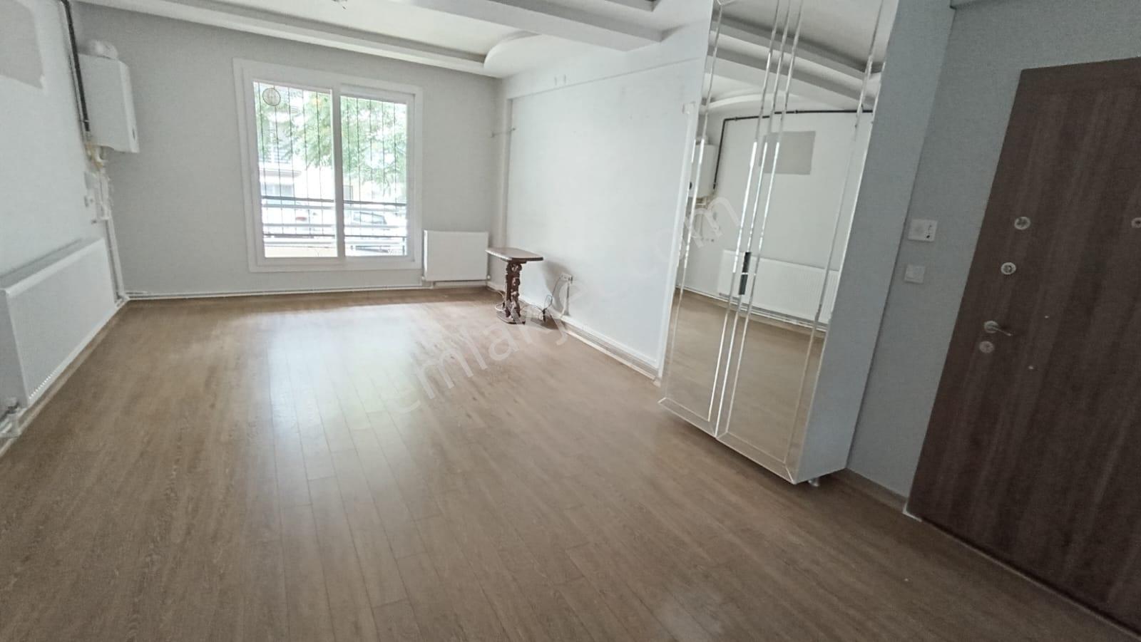 Buca Çevik 1 Meydan Arkası 1+1 65m2 Kısmi Eşyalı Kiralık Daire - Görsel 25
