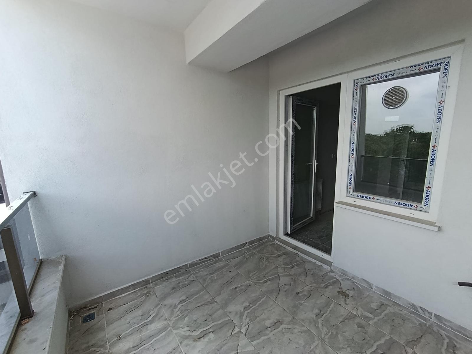 &kerim'den Ayvacık'da Satılık Ara Kat Kapalı Mutfak Geniş Daire - Görsel 28