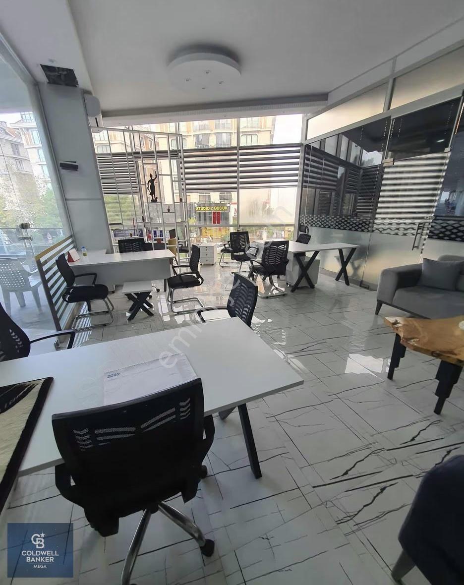 Beylikdüzü Kubıst Avm İçinde Yüksek Kira Getirili Dükkan - Görsel 15