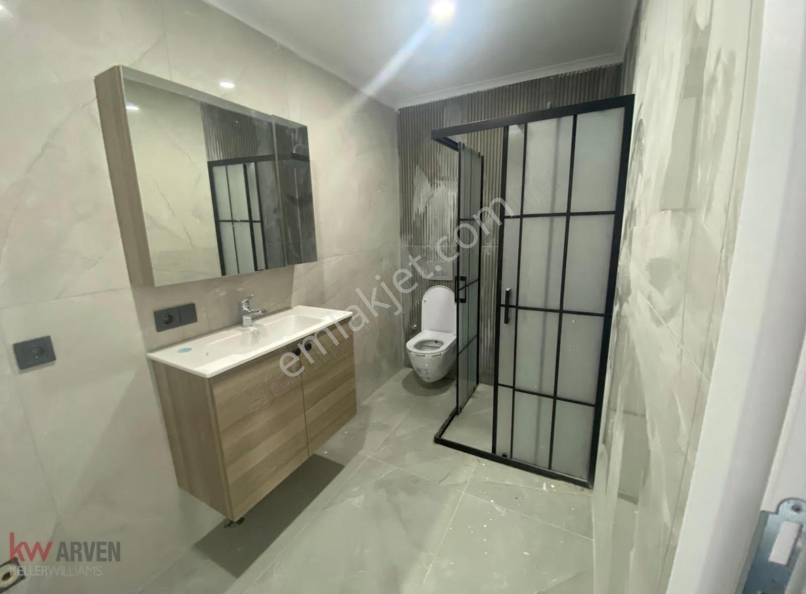 Fatih Mahallesi'nde Asansörlü 3+1 181m² Çatı Dubleks - Görsel 9