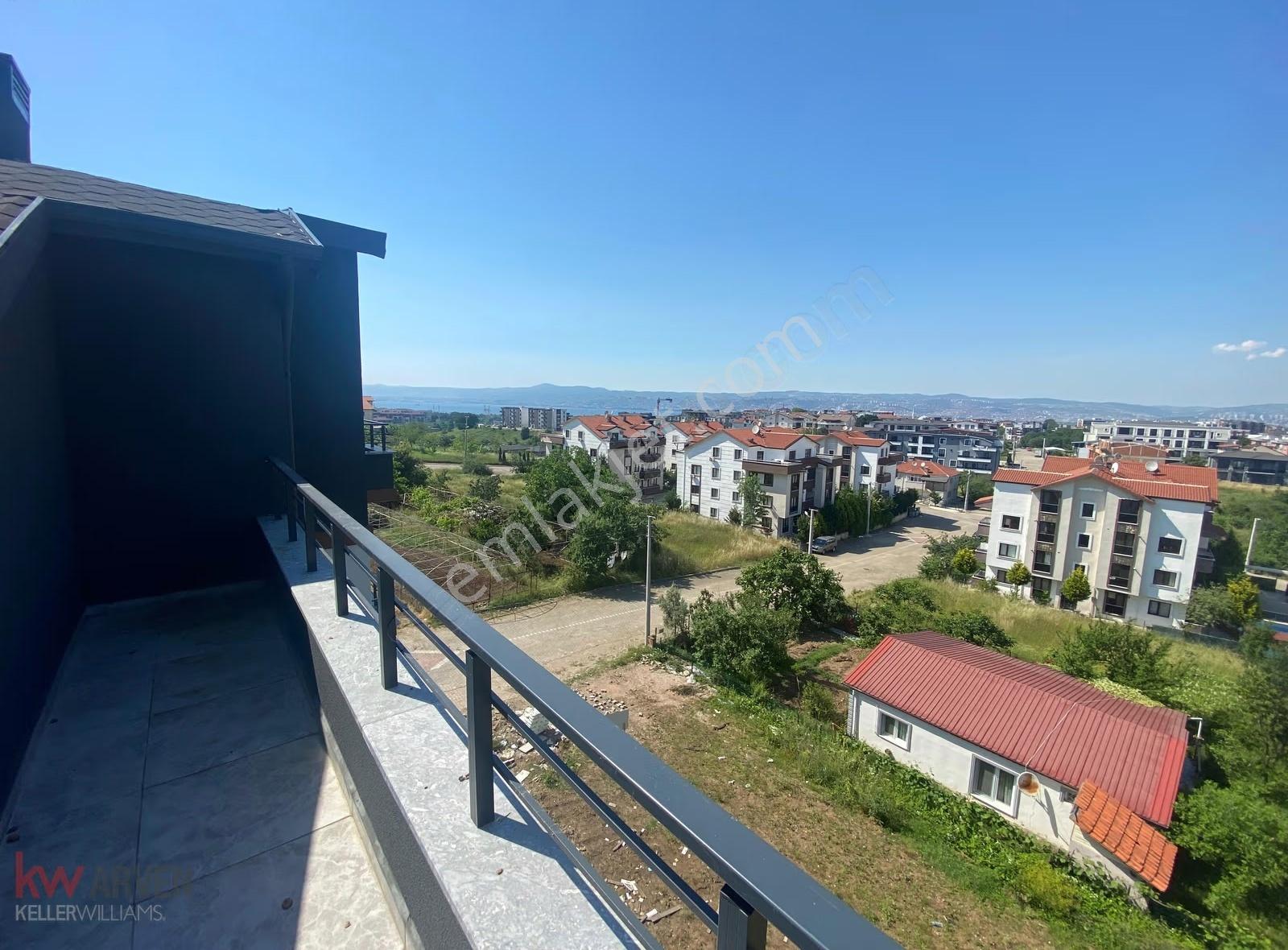 Fatih Mahallesi'nde Asansörlü 3+1 181m² Çatı Dubleks - Görsel 16