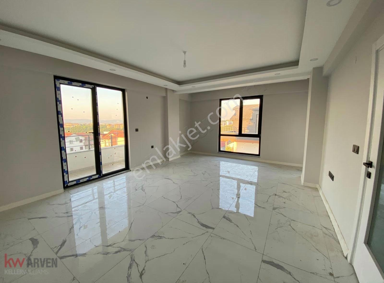 Fatih Mahallesi'nde Asansörlü 3+1 181m² Çatı Dubleks - Görsel 2