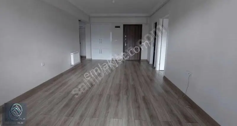 2+1 Çanakkale Barbaros Mavi Evler Sitesi Geniş Olan Blokta - Görsel 2