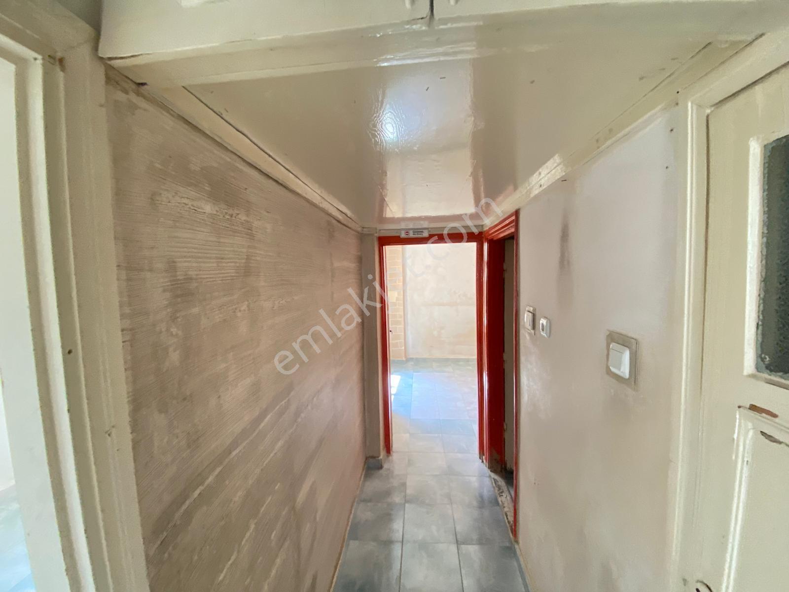 Prestijden Hamidiyede Salim Yılmaz Lisesi Civarı Ayrı Mutfak 2+1 - Görsel 11