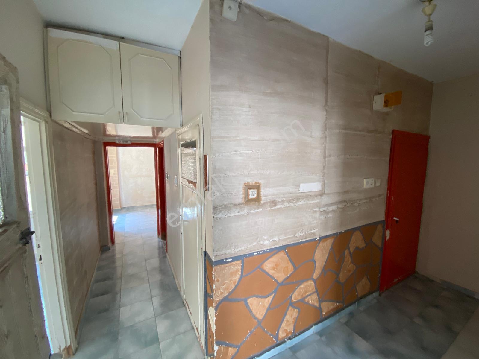 Prestijden Hamidiyede Salim Yılmaz Lisesi Civarı Ayrı Mutfak 2+1 - Görsel 12