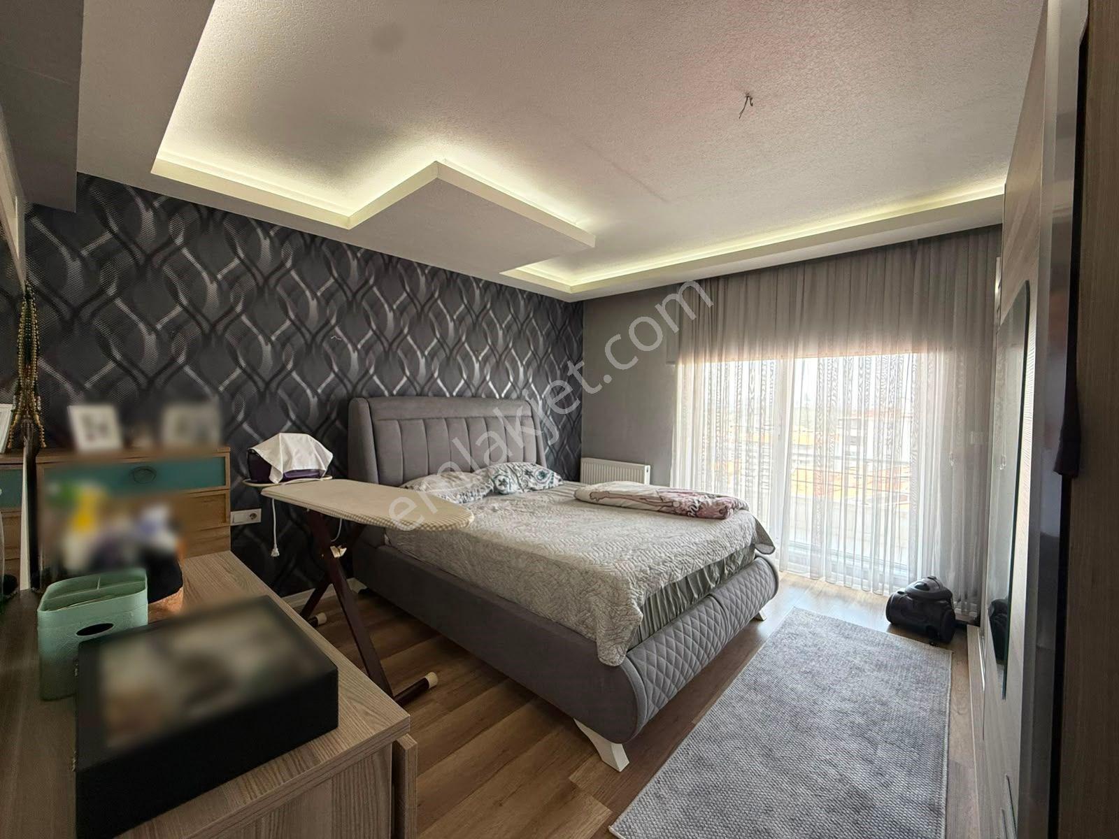Ege Millet Bahçesi Manzaralı | Prestijli Sitede Lüks 3+1 Daire - Görsel 32