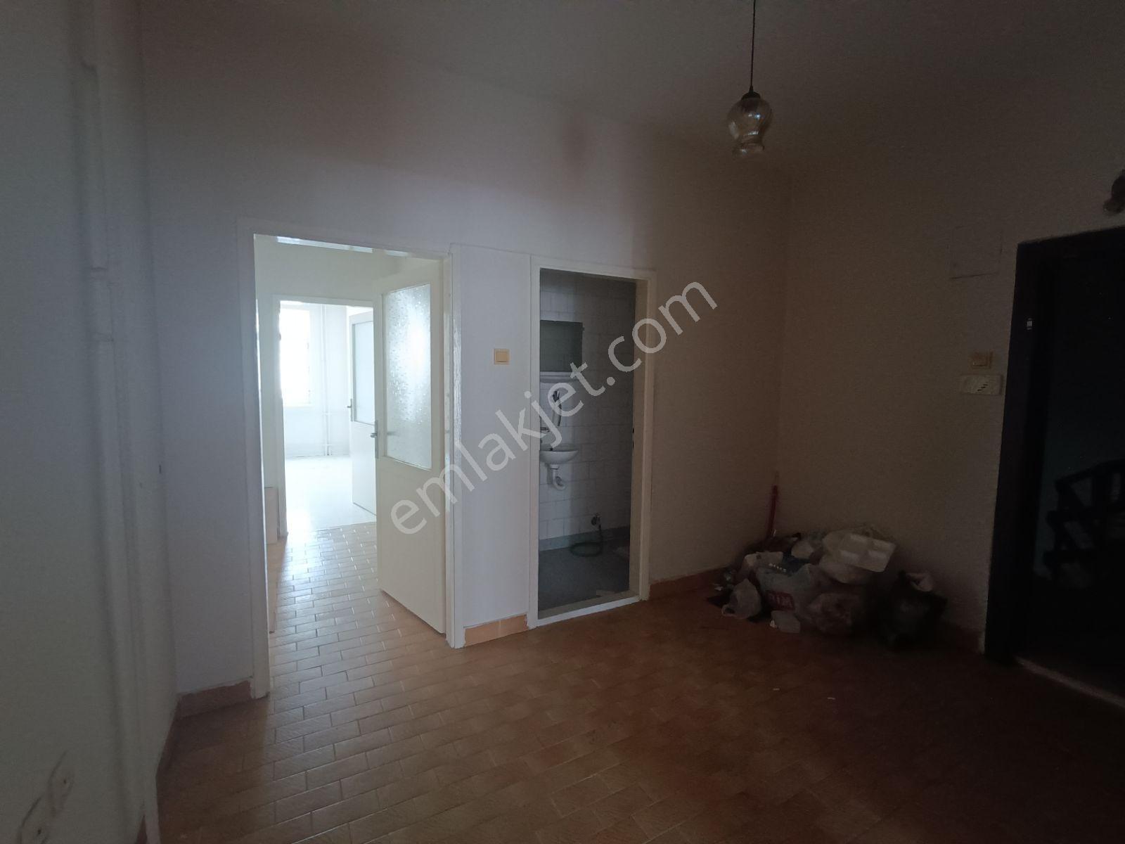İlkadım Bahçelievler Mahallesinde Kiralık Daire - Görsel 9