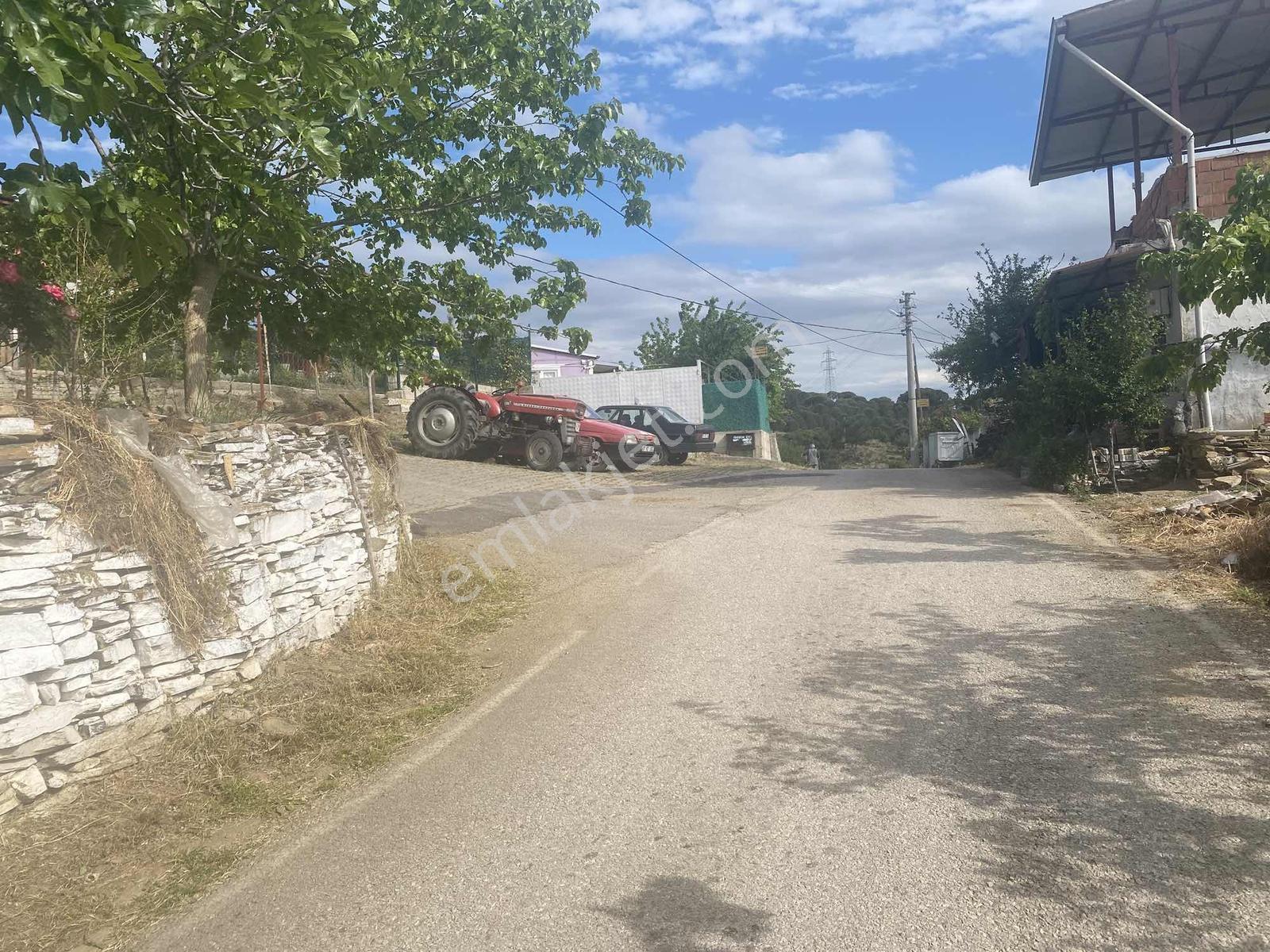 Tire Akar Emlaktan Satılık Müstakil Ev Bahçe - Görsel 14