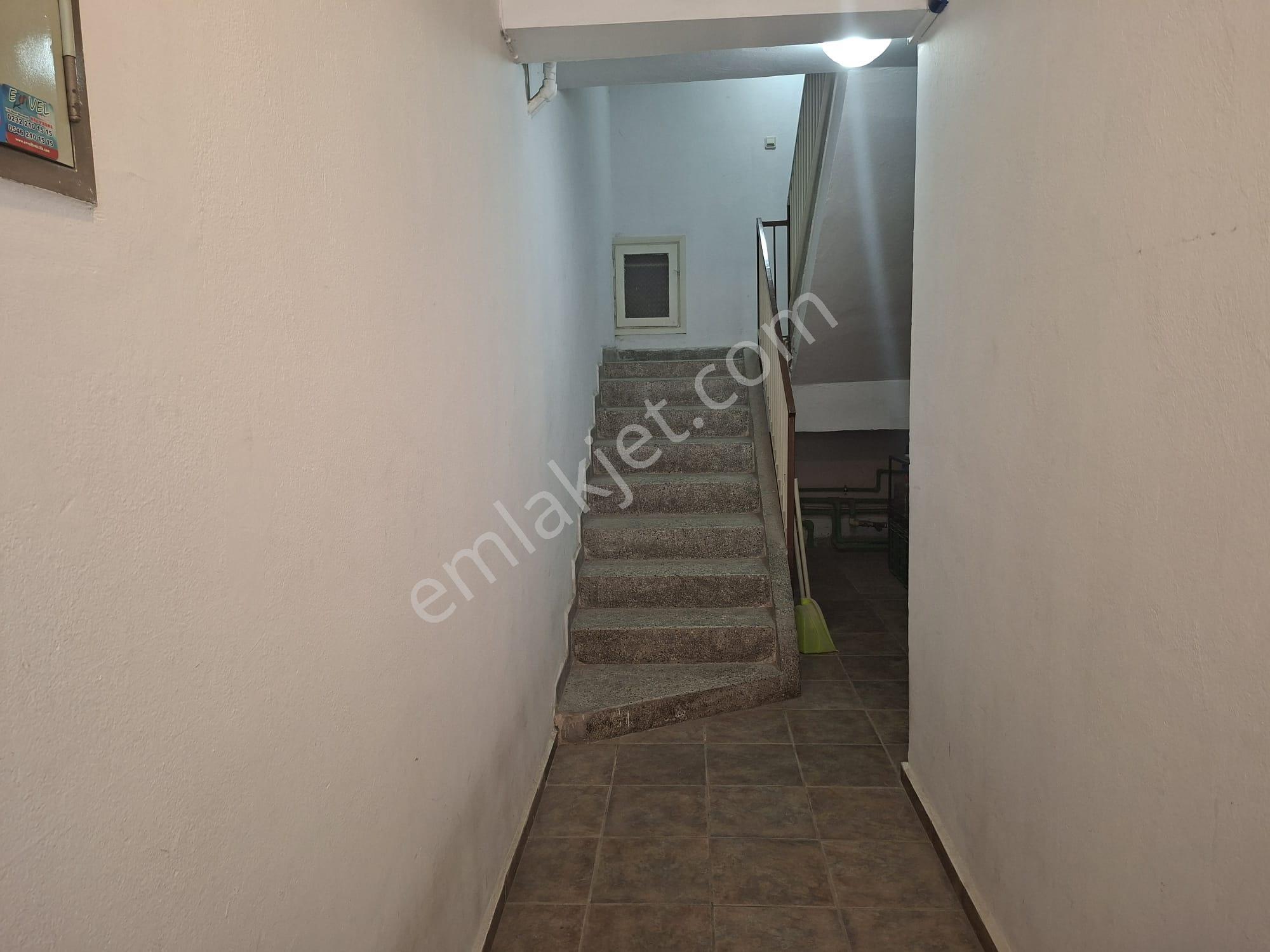 Güneş'ten Şirinyer İzban 7dk 3+1 135m 3. Ve 4. Kat Balkon 3 Cephe - Görsel 18