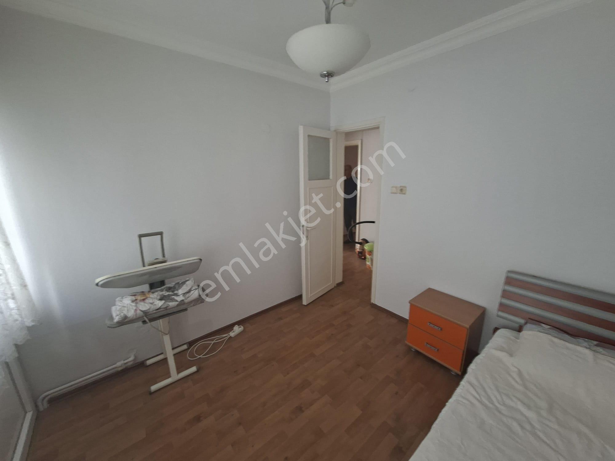 Güneş'ten Şirinyer İzban 7dk 3+1 135m 3. Ve 4. Kat Balkon 3 Cephe - Görsel 5