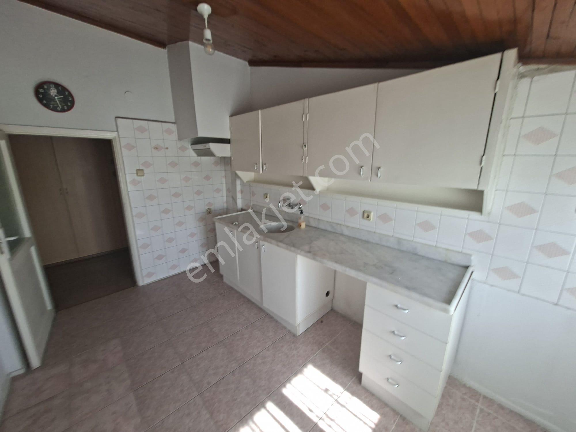 Güneş'ten Şirinyer İzban 7dk 3+1 135m 3. Ve 4. Kat Balkon 3 Cephe - Görsel 21