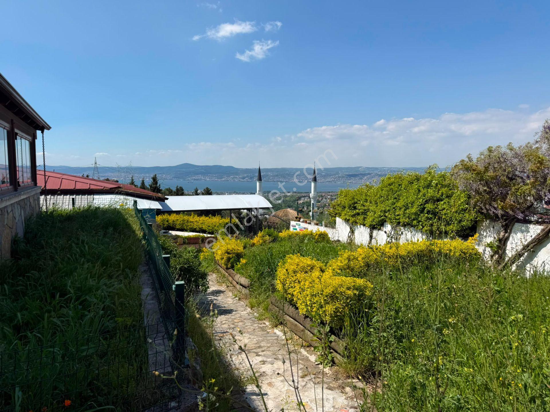 Her Odası Ve Balkonu Deniz Manzaralı | Yuvacık Barajı Yakınında Full Eşyalı Kiralık Müstakil Villa - Görsel 15