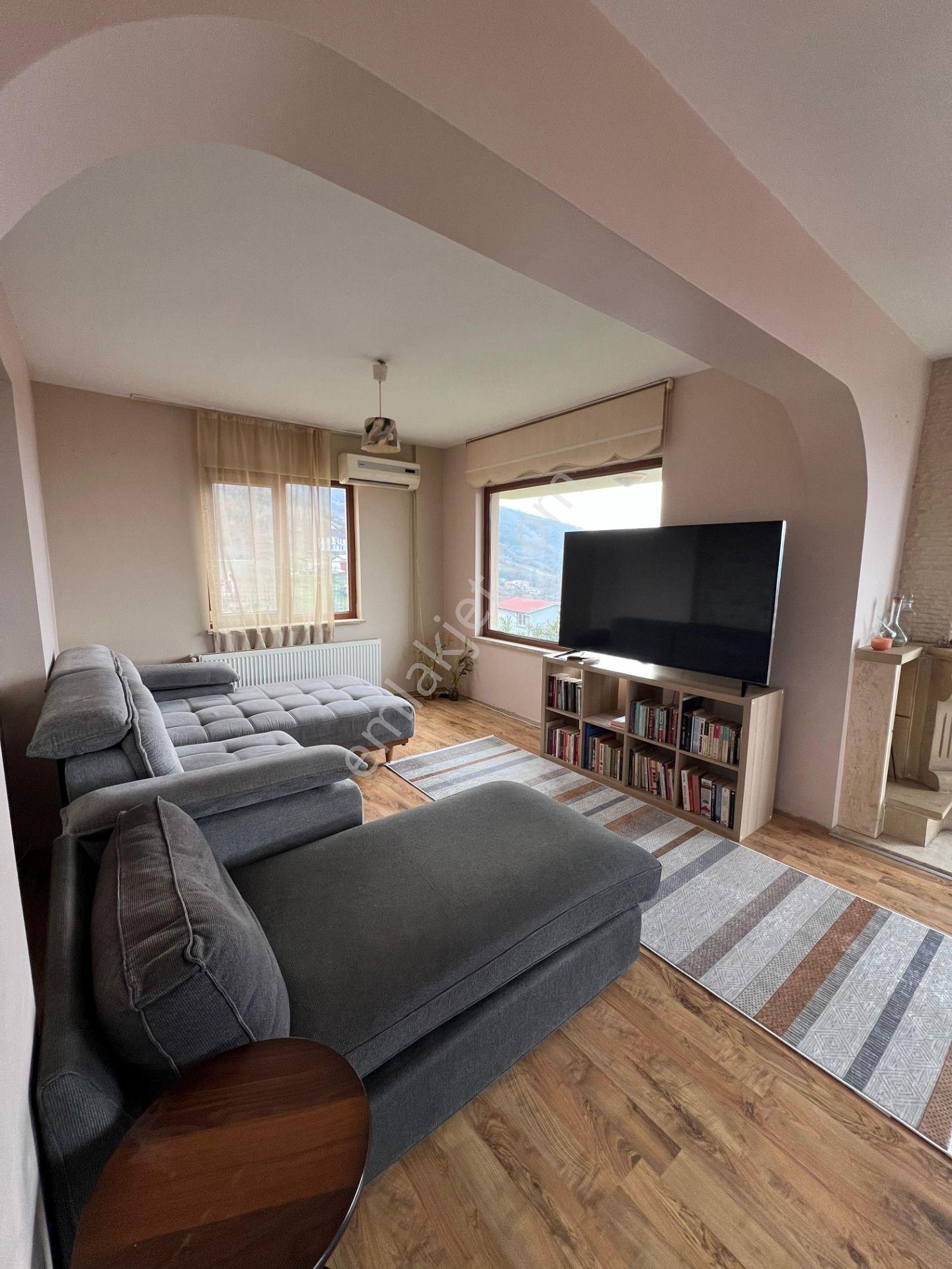 Her Odası Ve Balkonu Deniz Manzaralı | Yuvacık Barajı Yakınında Full Eşyalı Kiralık Müstakil Villa - Görsel 13