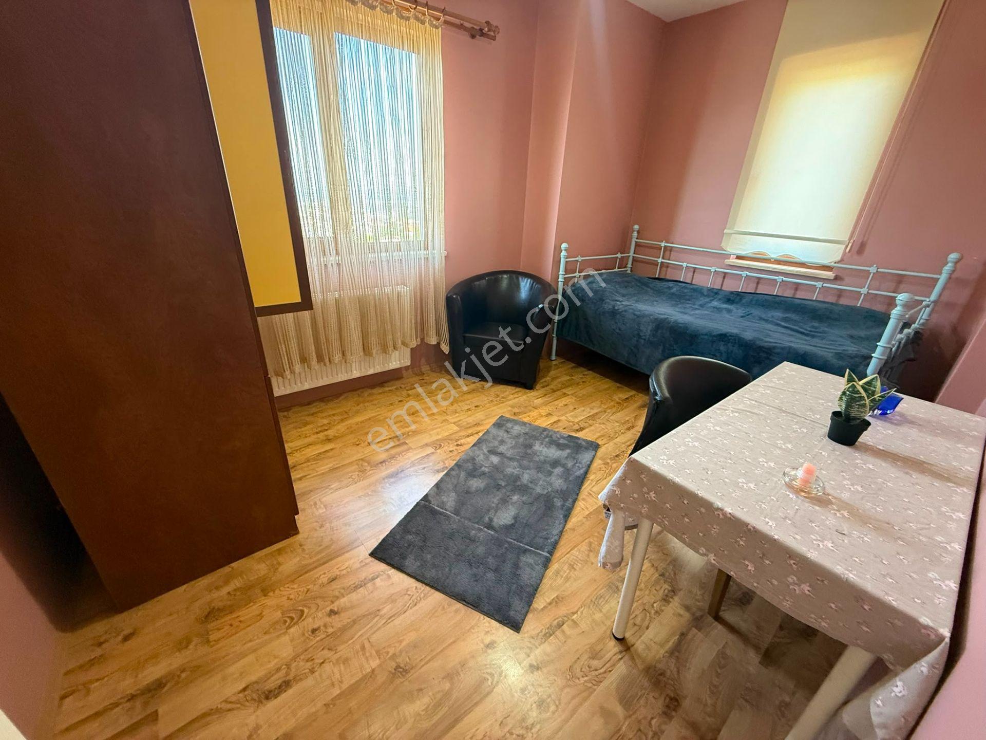 Her Odası Ve Balkonu Deniz Manzaralı | Yuvacık Barajı Yakınında Full Eşyalı Kiralık Müstakil Villa - Görsel 27