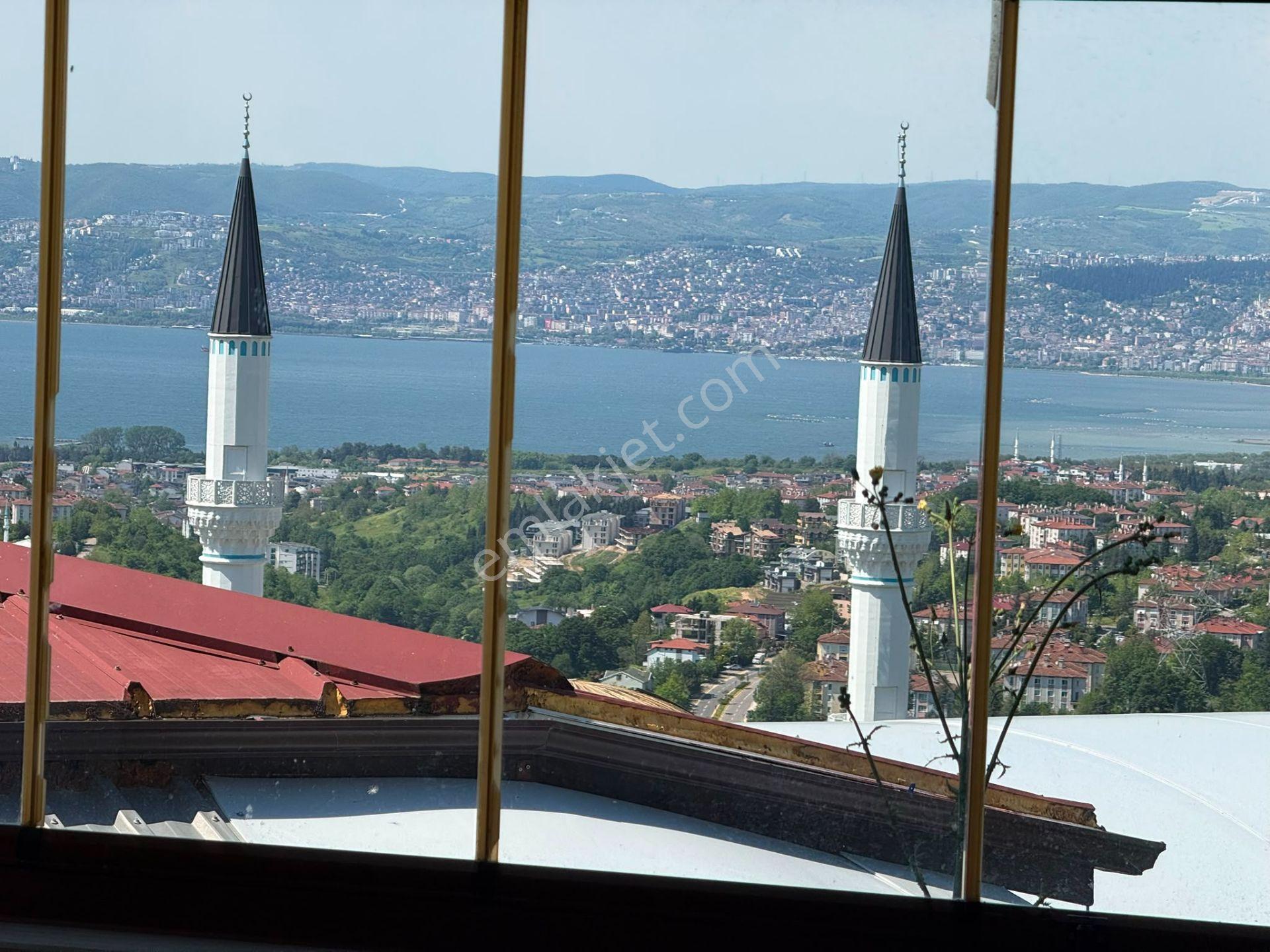 Her Odası Ve Balkonu Deniz Manzaralı | Yuvacık Barajı Yakınında Full Eşyalı Kiralık Müstakil Villa - Görsel 6