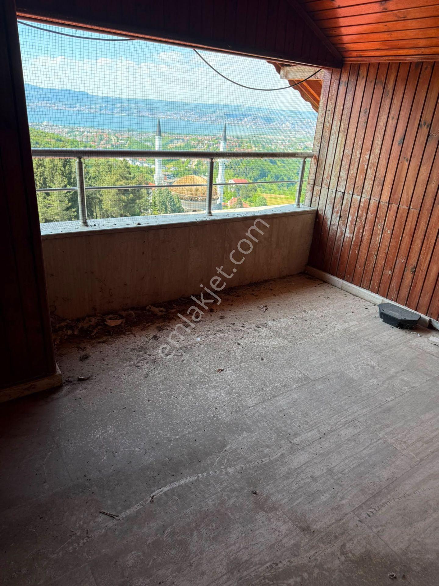 Her Odası Ve Balkonu Deniz Manzaralı | Yuvacık Barajı Yakınında Full Eşyalı Kiralık Müstakil Villa - Görsel 35