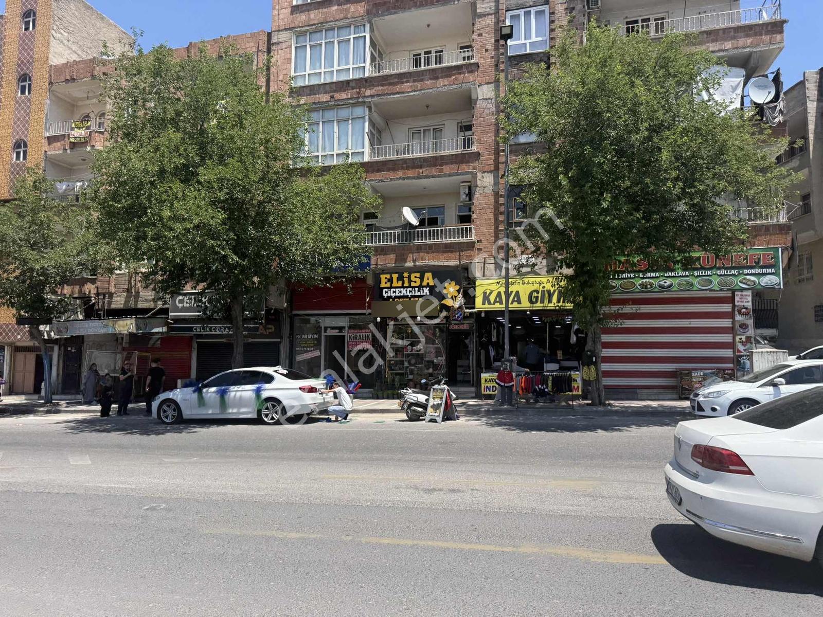 Burhan Kılınç'dan İşlek Cadde Üzeri Kiralık Dükkan - Görsel 3