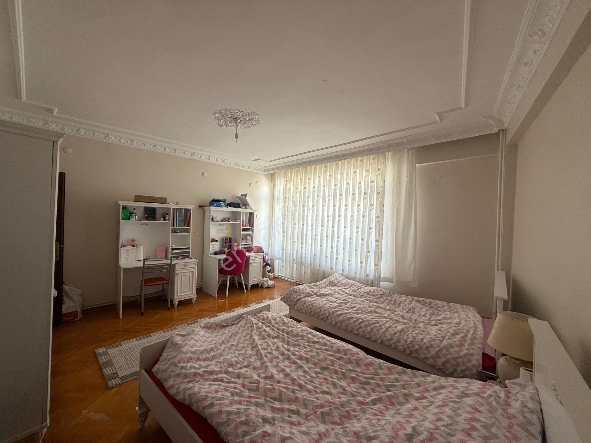 Şehrin En Geniş Ve En Ferah Dairesi 4+1 175 M2 Net Kullanm Alanı - Görsel 26