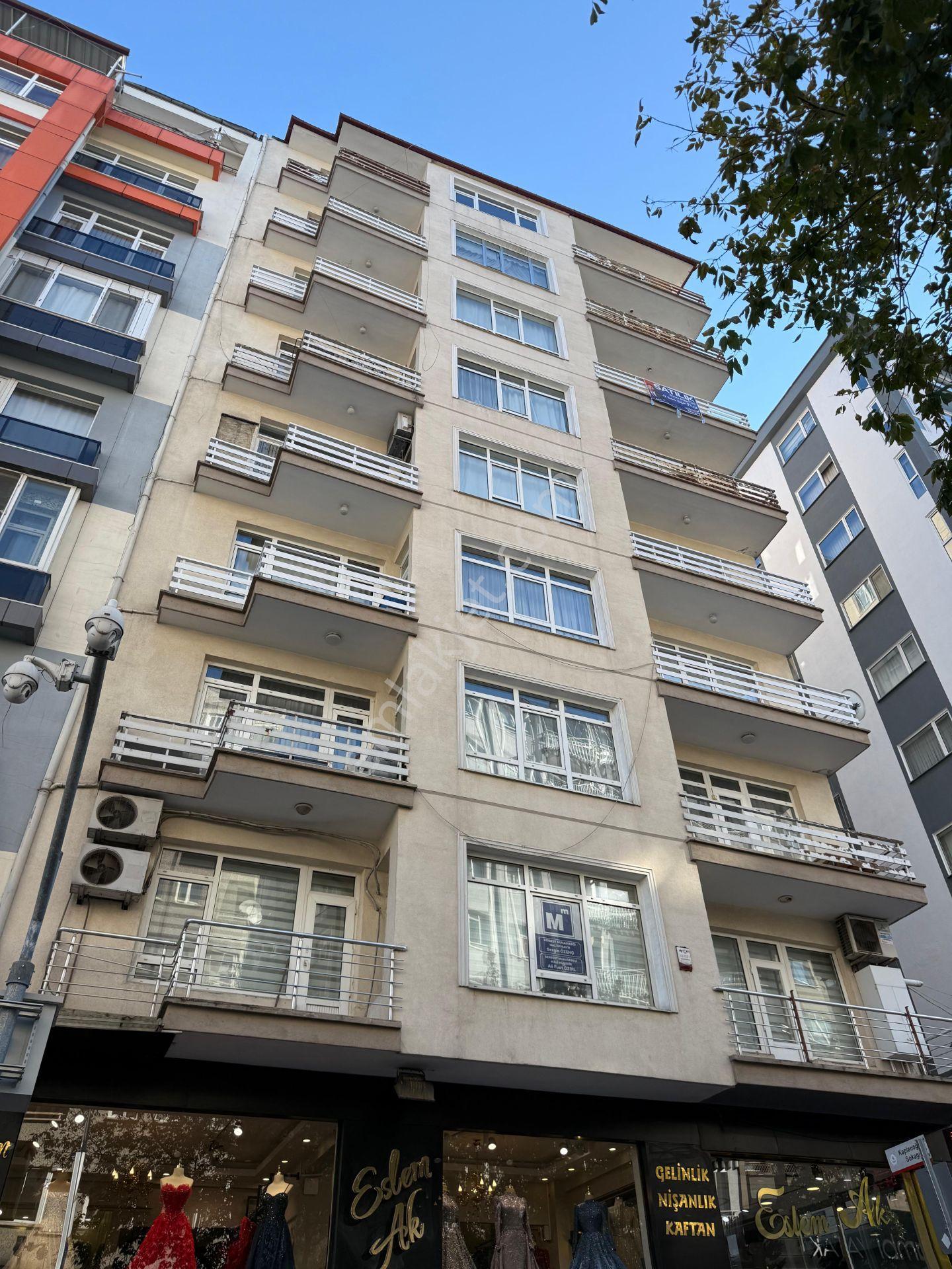 Şehrin En Geniş Ve En Ferah Dairesi 4+1 175 M2 Net Kullanm Alanı