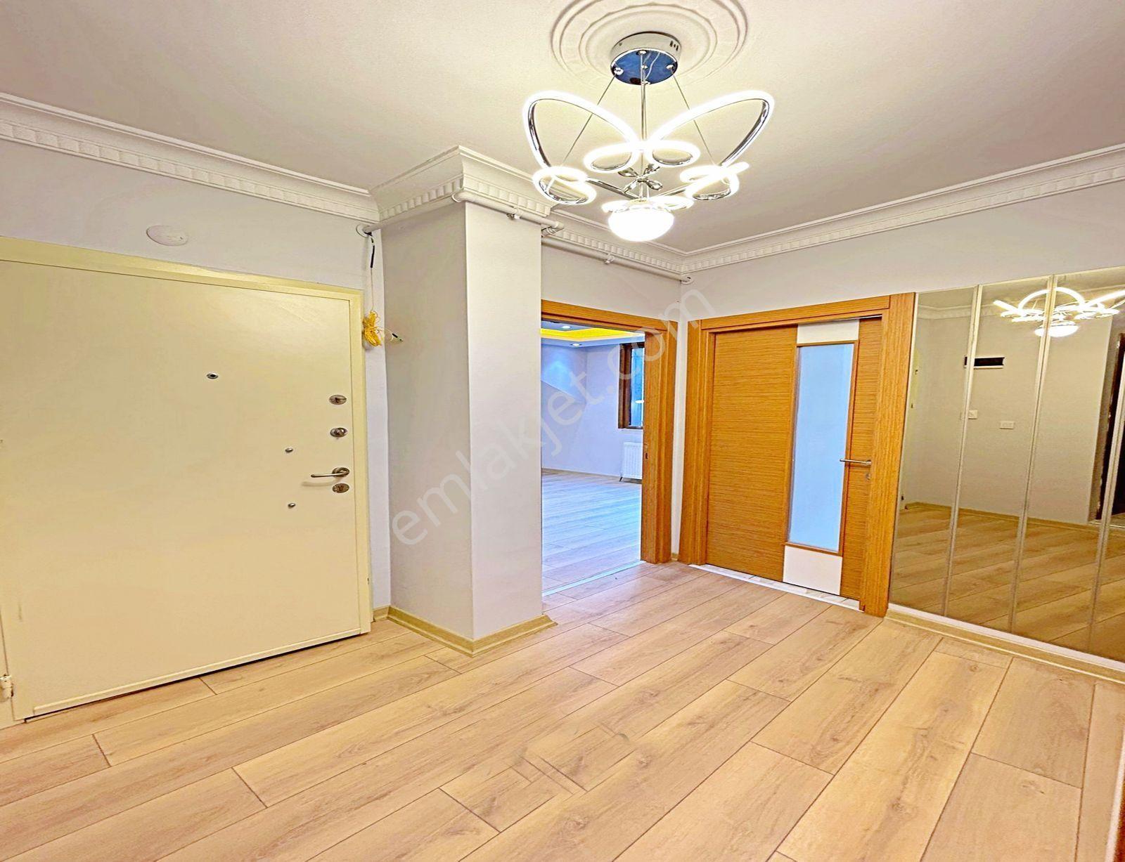 Cam Seviyesi Yüksek Merkezi Konumda Genişm2 2+1 Acil Satılık Daire - Görsel 26