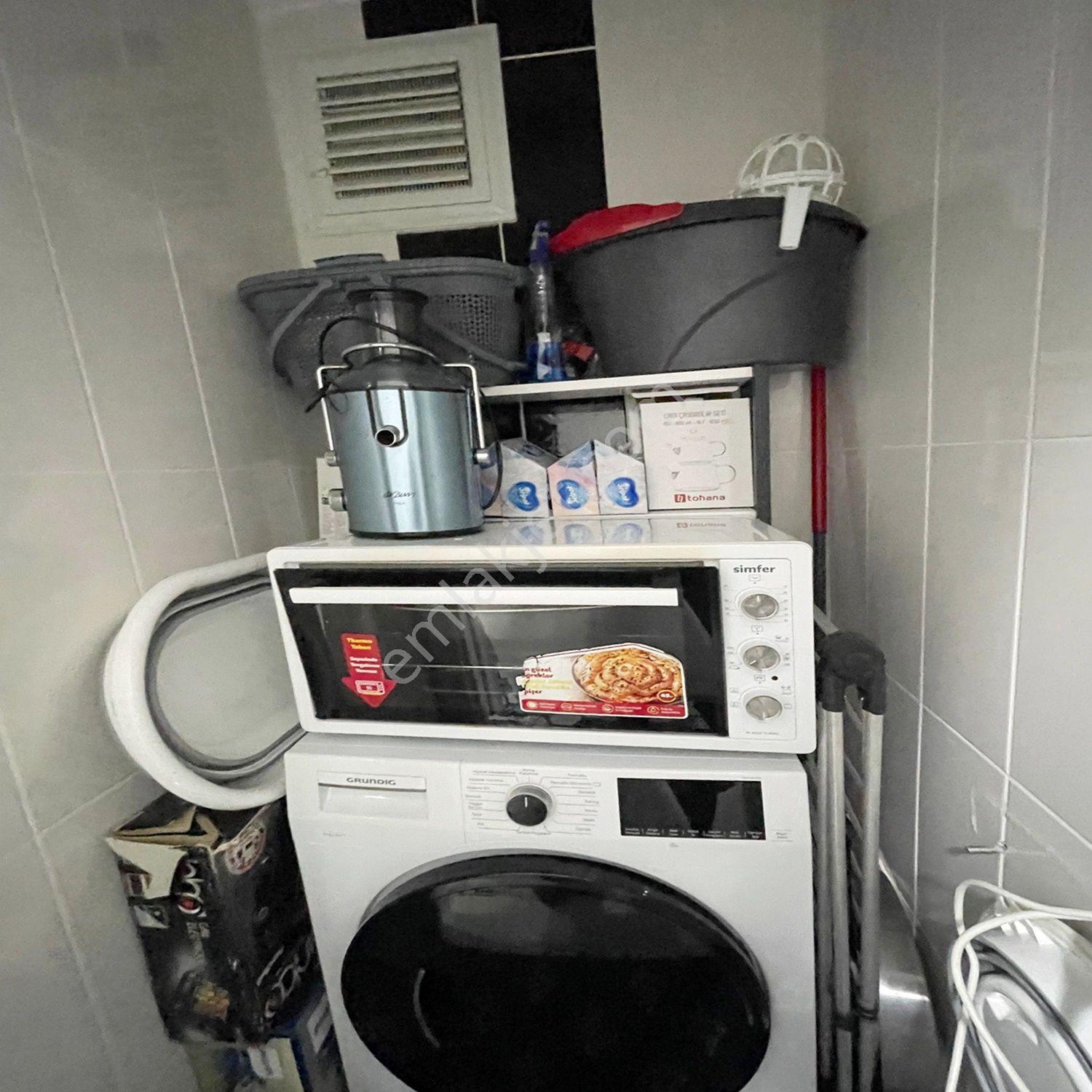 Metrobüse Yakın Balkonlu 2+1 Genişm2 Ferah Aydınlı Acil Satılık Daire - Görsel 12