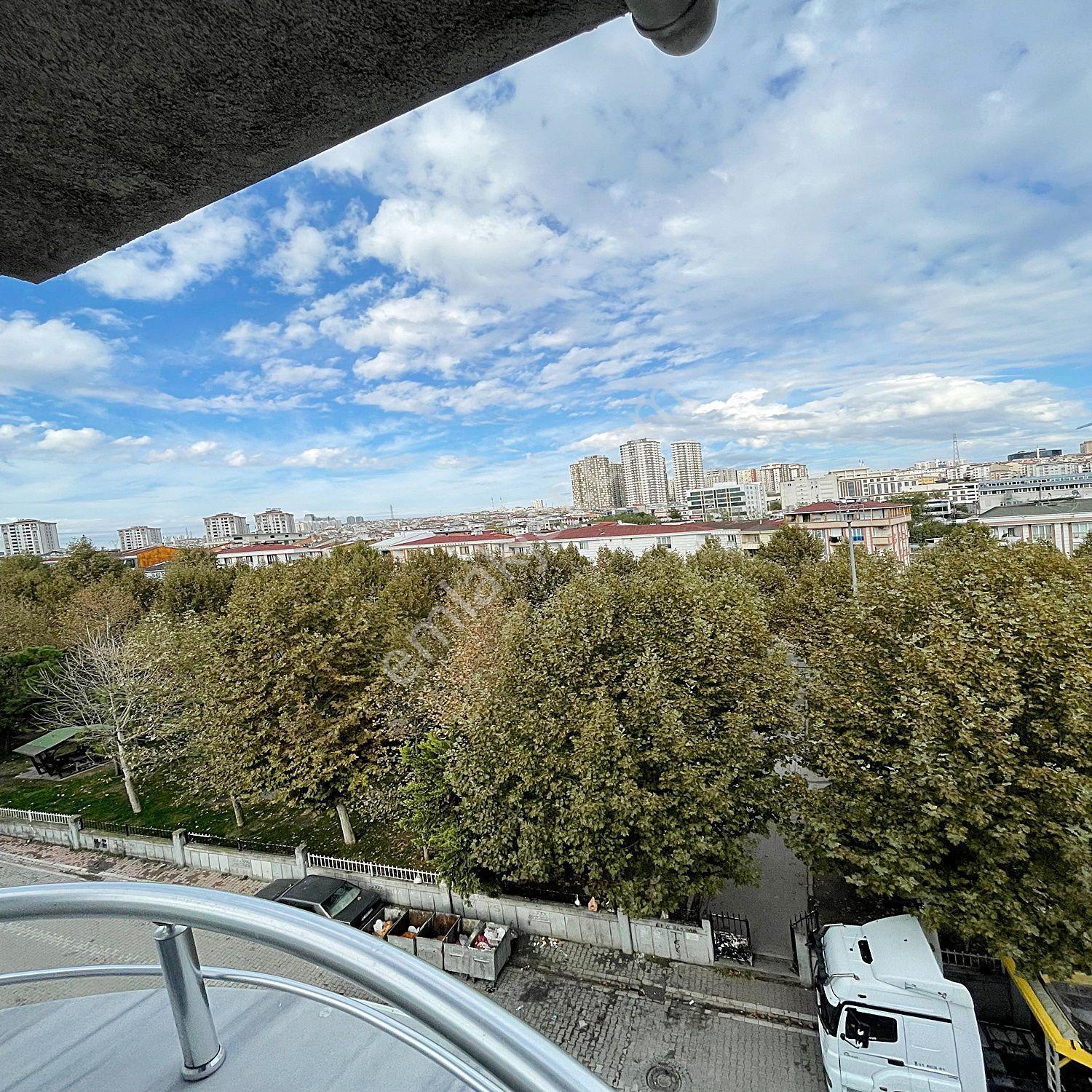 Metrobüse Yakın Balkonlu 2+1 Genişm2 Ferah Aydınlı Acil Satılık Daire - Görsel 17