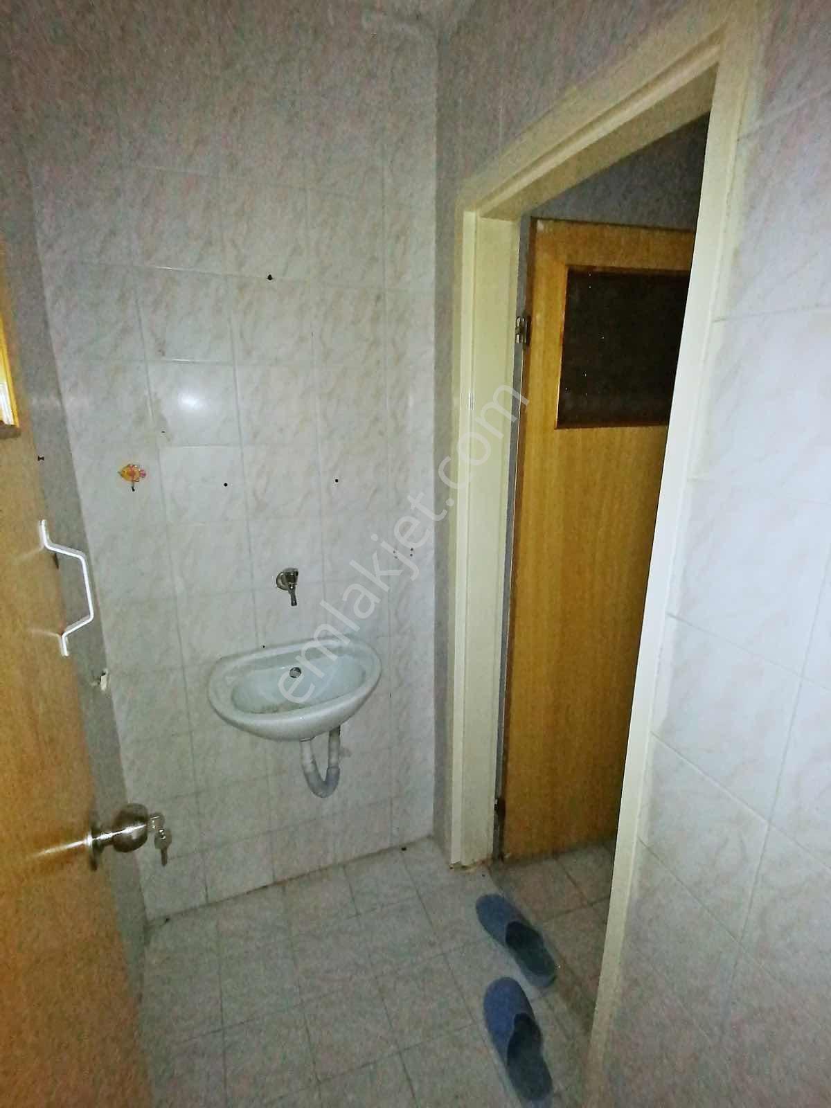 A L C Den Törekent Mah Site İ. Ara Kat Metro Yakın 3+1 Satılık - Görsel 7