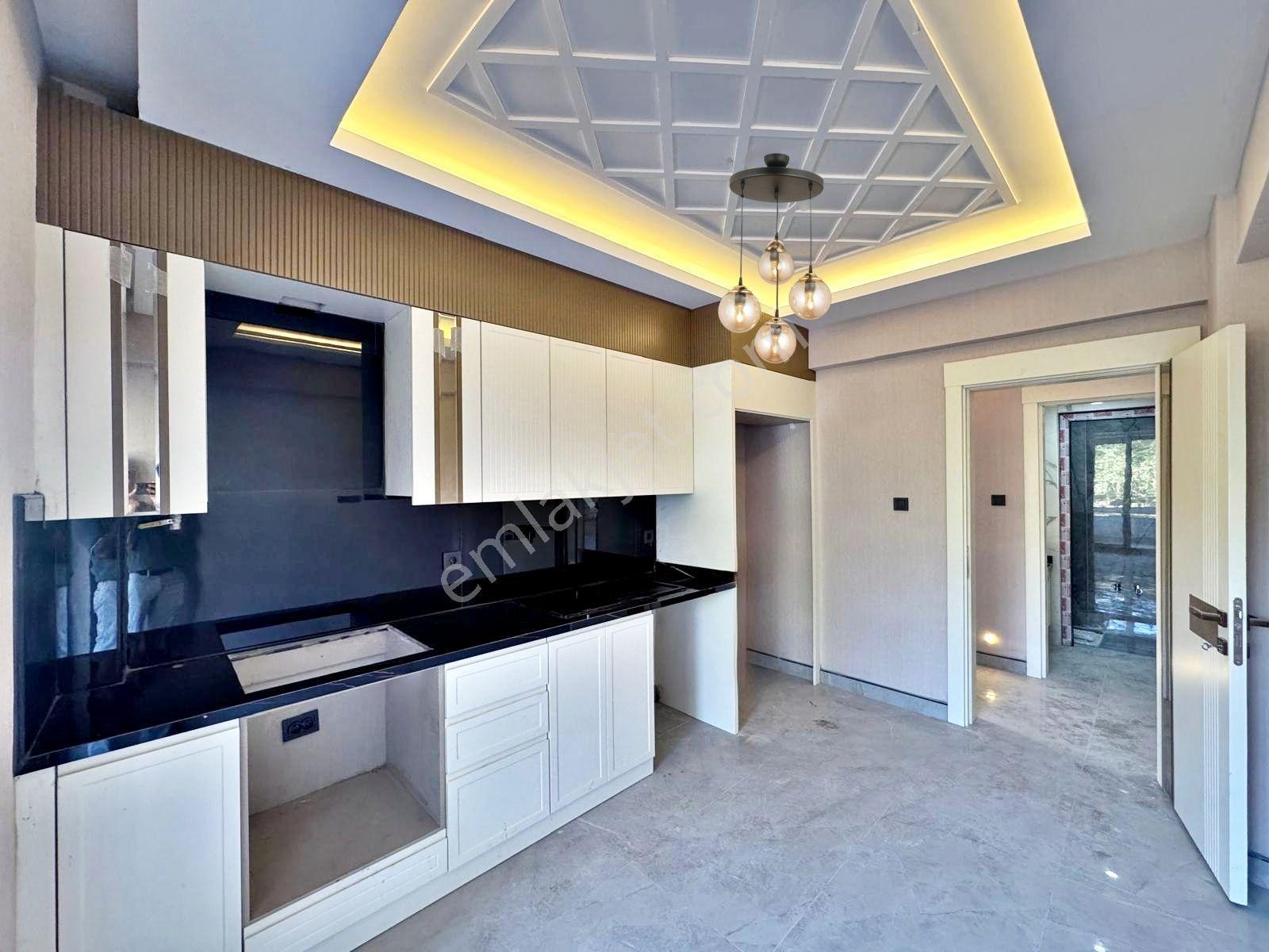 Karacaahmet Park Cepheli Az Katlı Sıfır Emsallerinden Geniş 2+1