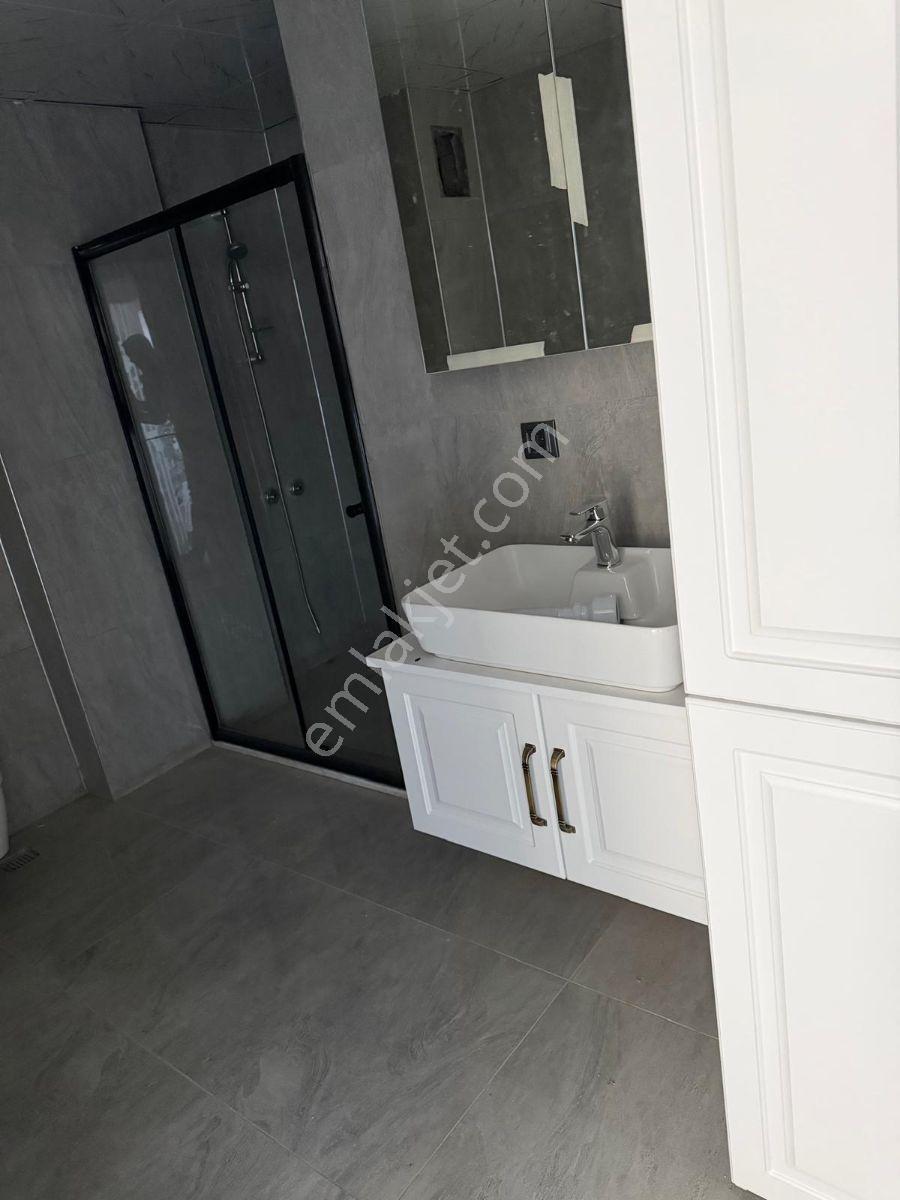 Havalimanı Yakınında, Güvenlikli Sitede Yaşama Hazır Konfrlu 2+1 - Görsel 22