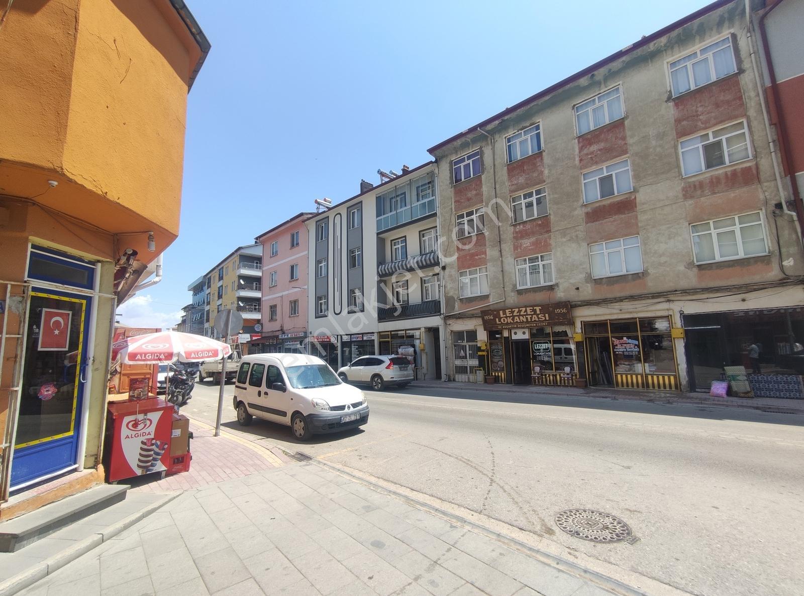 Özpınar,dan Şehirmerkezinde 4.kat 3+1 Kombili 120 M2 Daire - Görsel 25