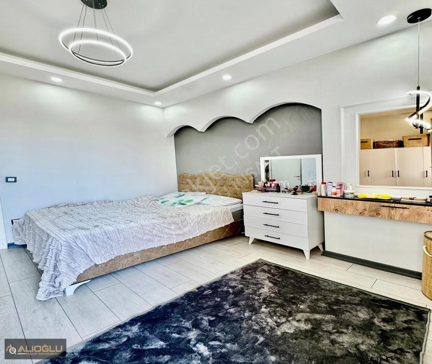 Havuzlu Güvenlikli Full Eşyalı 1+1 Yatırıma Uygun Satılık Daire - Görsel 34