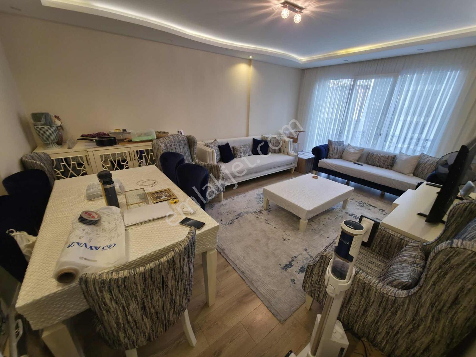 Beylikdüzü Adnan Kahveci Mah. Site İçi Kiralık 1+1 Kapalı Mutfak - Görsel 15