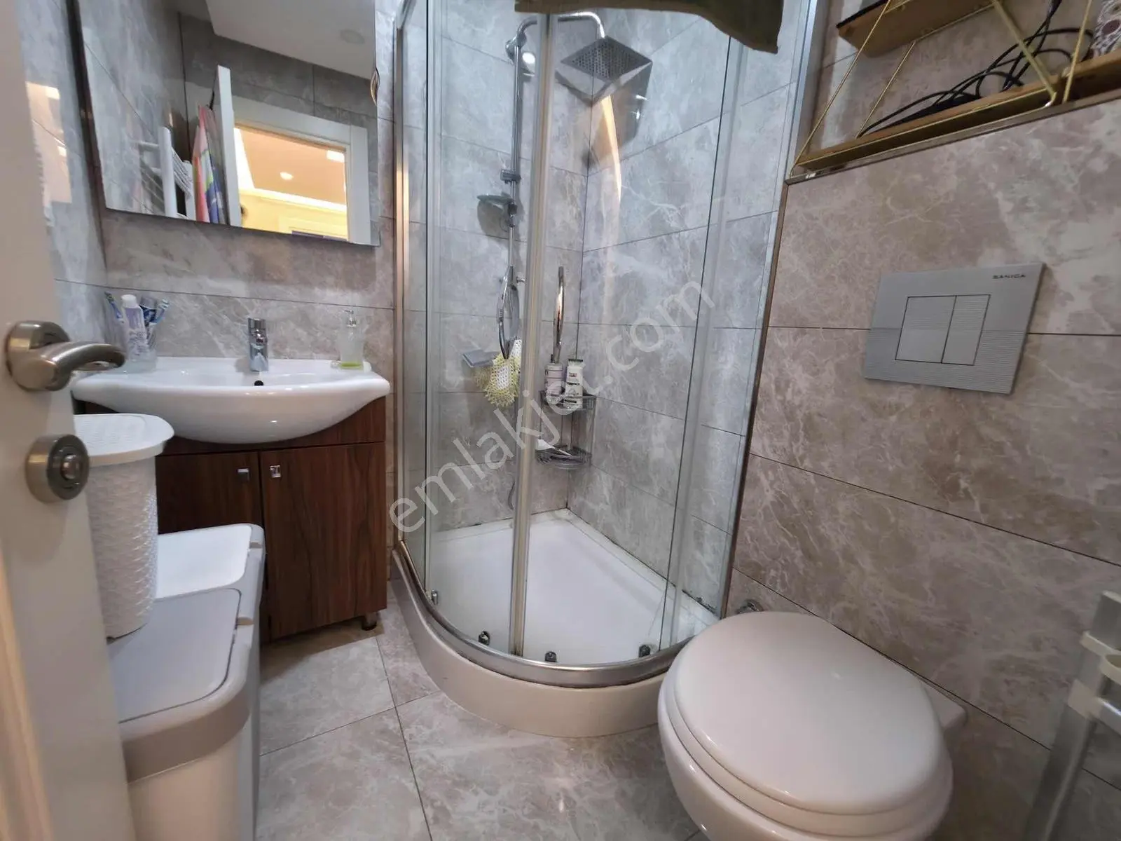 Beylikdüzü Adnan Kahveci Mah. Site İçi Kiralık 1+1 Kapalı Mutfak - Görsel 5