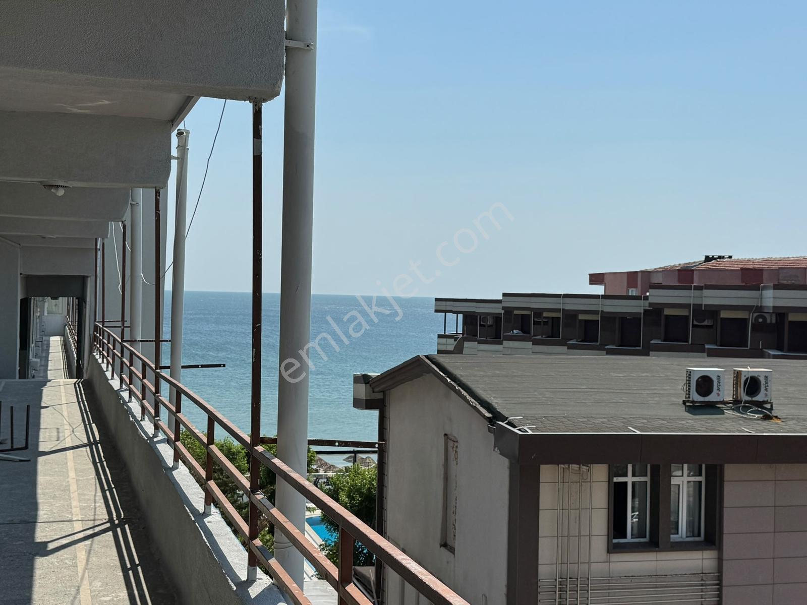 Kumburgaz Konak Sitesin De 1+1 Satılık Daire Denize Sıfır Sitede - Görsel 14