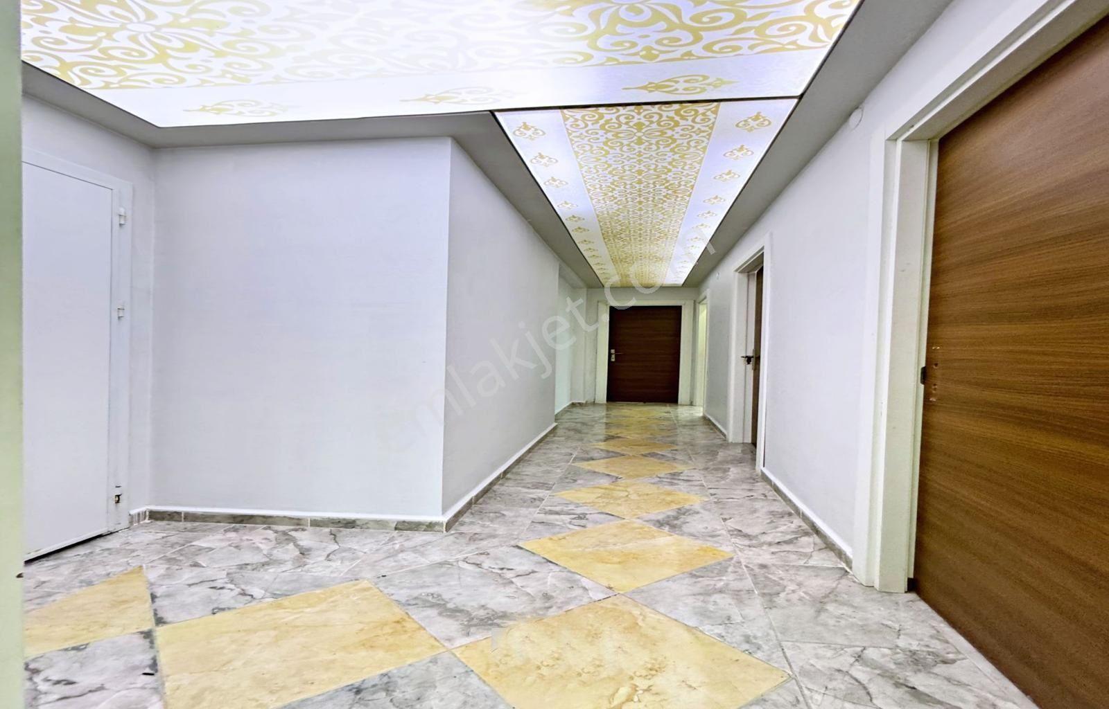 Butik Site İçi Ebeveyn Banyolu Kapalı Otoparklı Metrobüse 5 Dk - Görsel 3