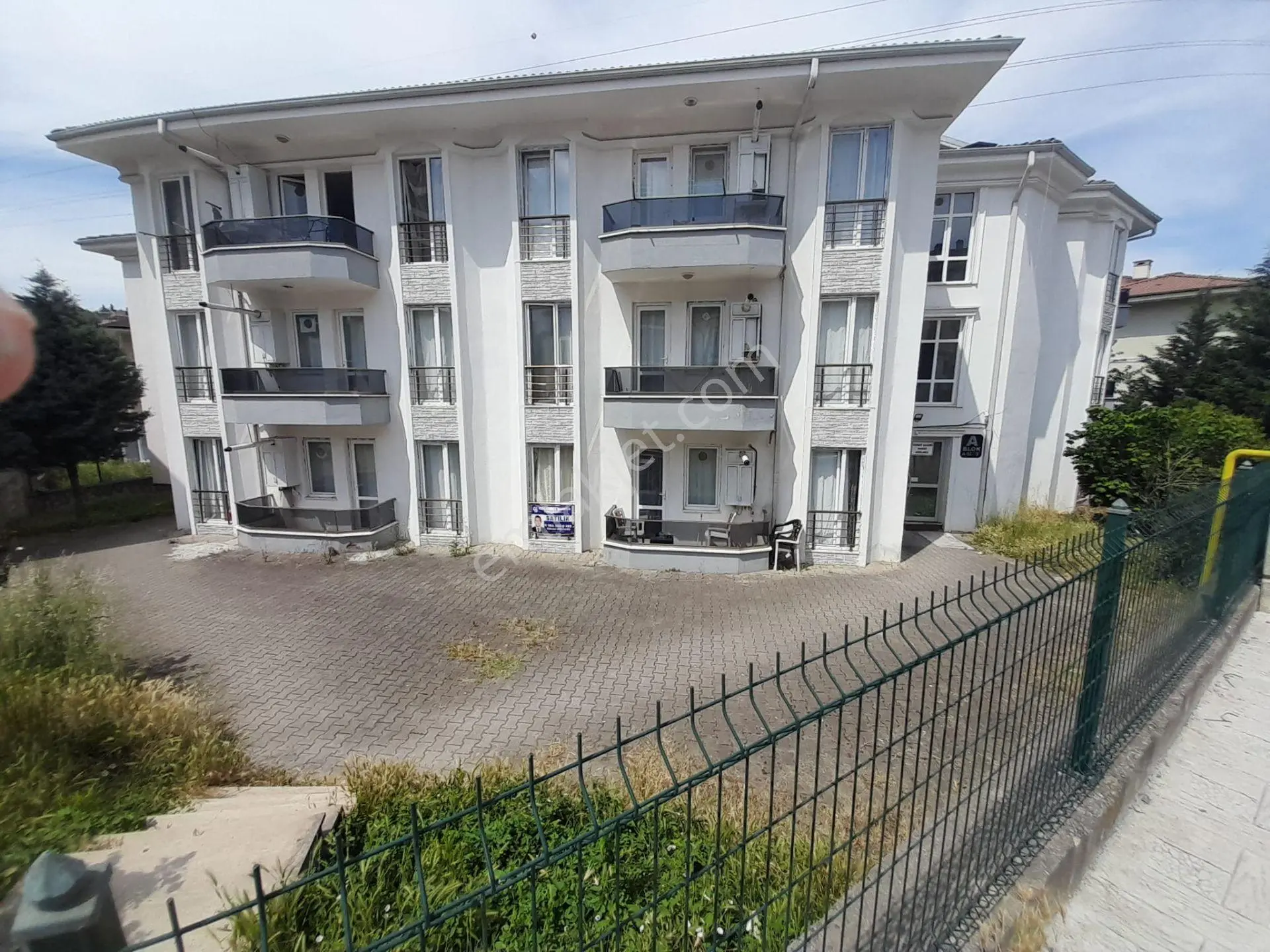 Serdivan Apartlar Bölgesinde Diş Hastanesine Yakın Arakat 2+1 - Görsel 2