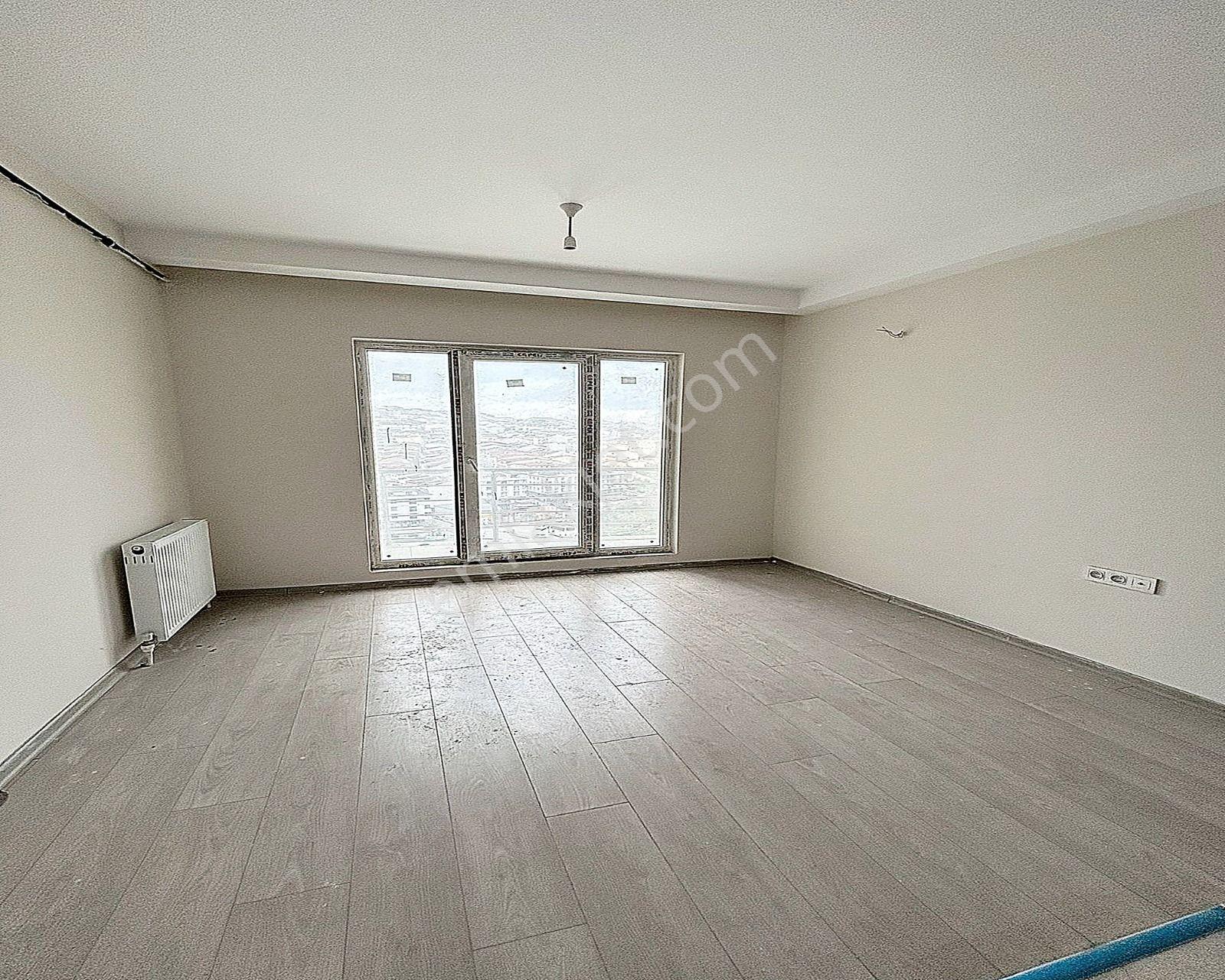 Sıfır Proje ! Metrobüse Yakın Tam Donanımlı Site İçi Satılık Daire - Görsel 13