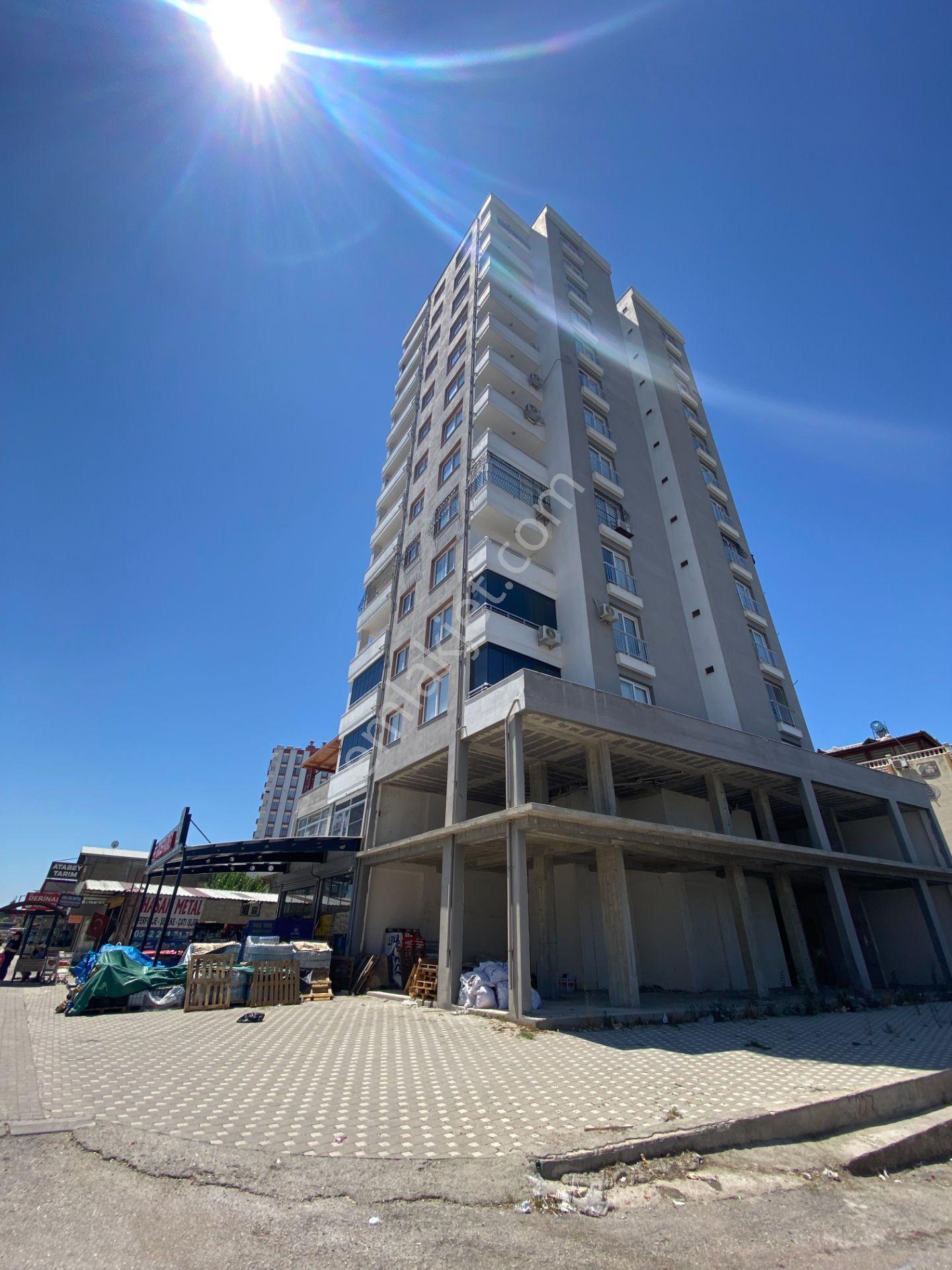 Karataş Caddesinde 3+1 165 M2 Çift Banyo İskanlı Hasarsız Daire - Görsel 29