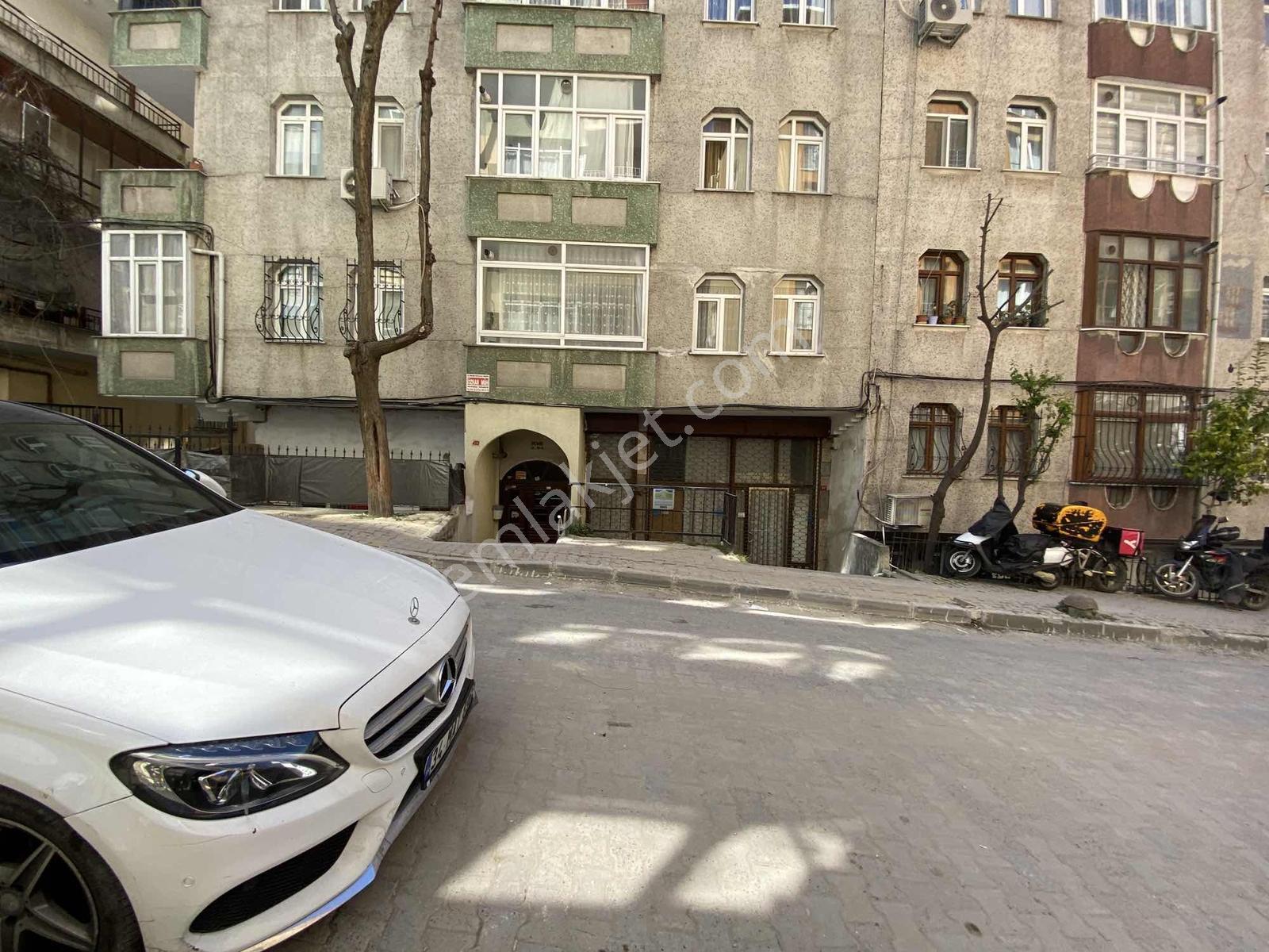 Siyavuşpaşa 18m2 Net Müttahit Parası İçinde Satılık Dükkan - Görsel 9