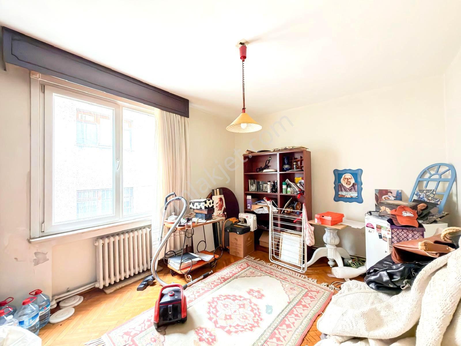 Çalışlar Cad. Ve Ömür Plaza Yakını 3+1 140m2 Masrafsız Daire - Görsel 8