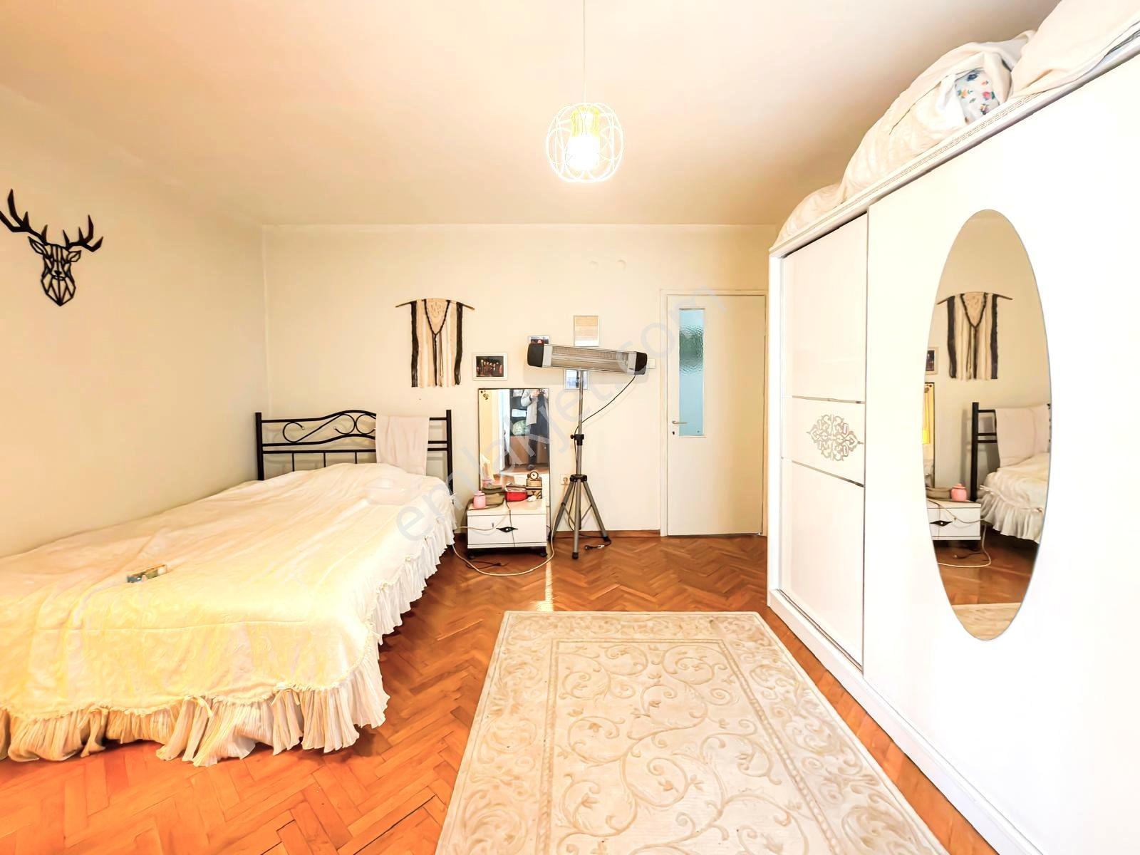 Çalışlar Cad. Ve Ömür Plaza Yakını 3+1 140m2 Masrafsız Daire - Görsel 27