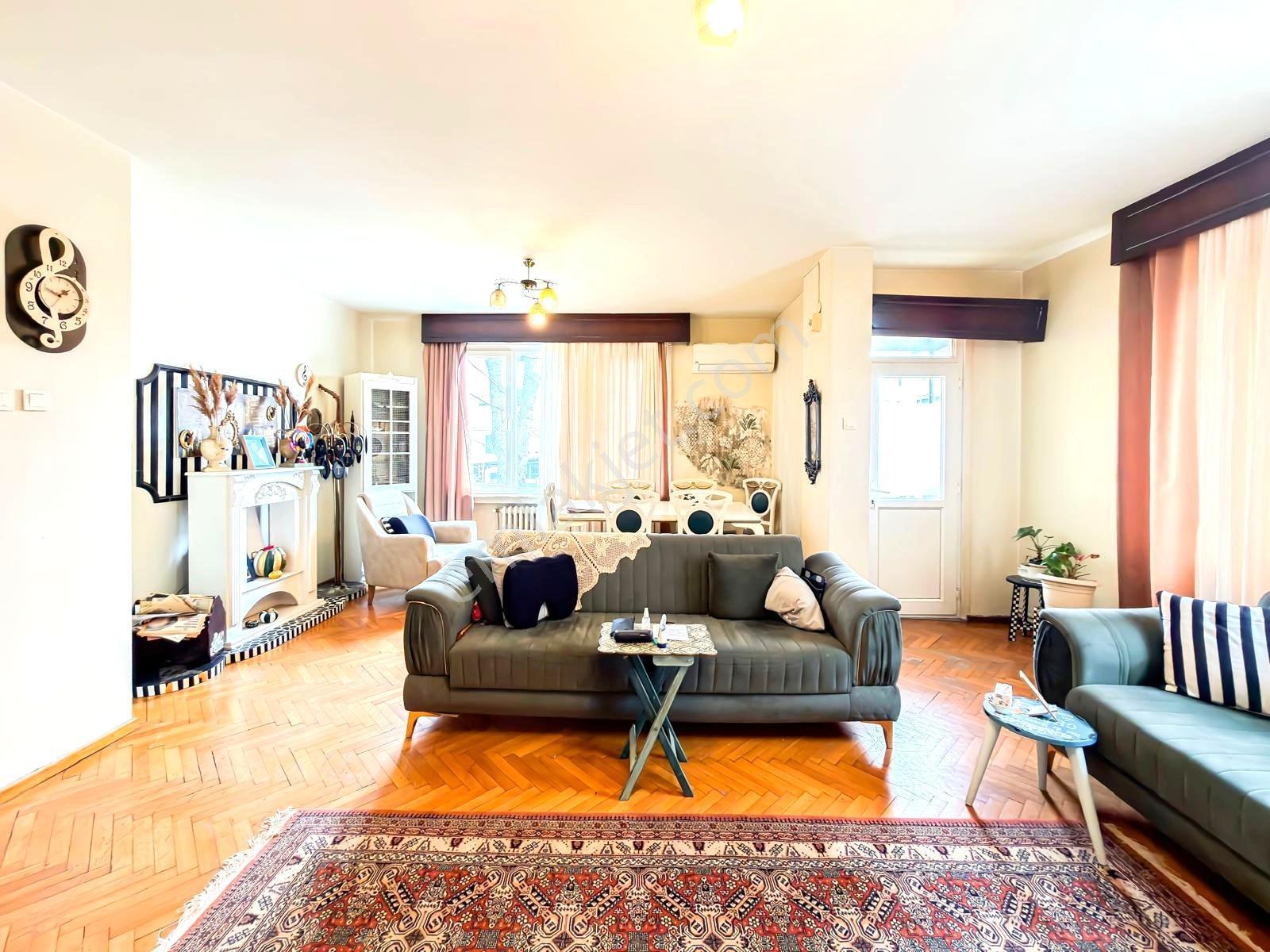Çalışlar Cad. Ve Ömür Plaza Yakını 3+1 140m2 Masrafsız Daire - Görsel 17